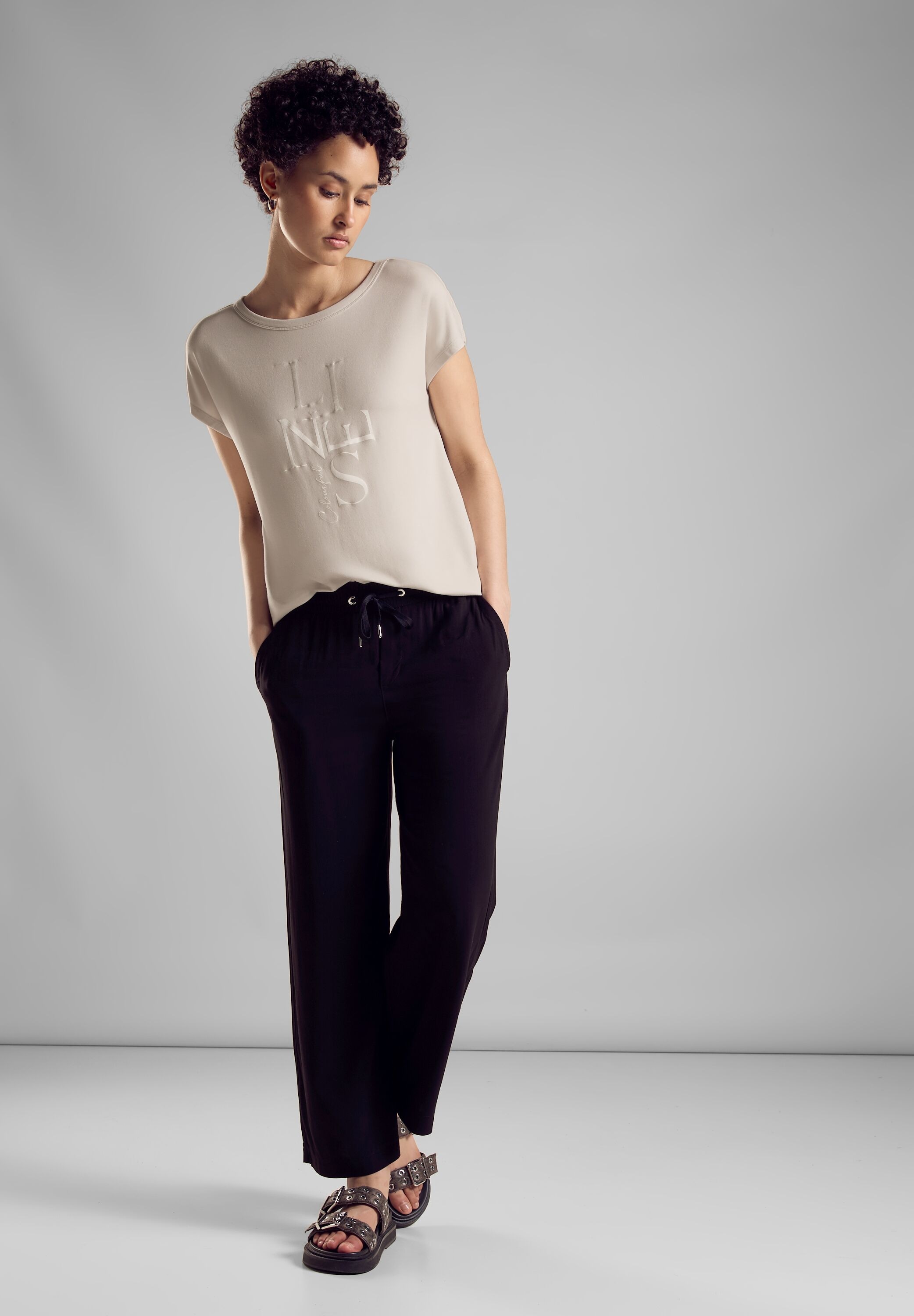 STREET ONE Shirttop, mit Glitzer Schriftzug
