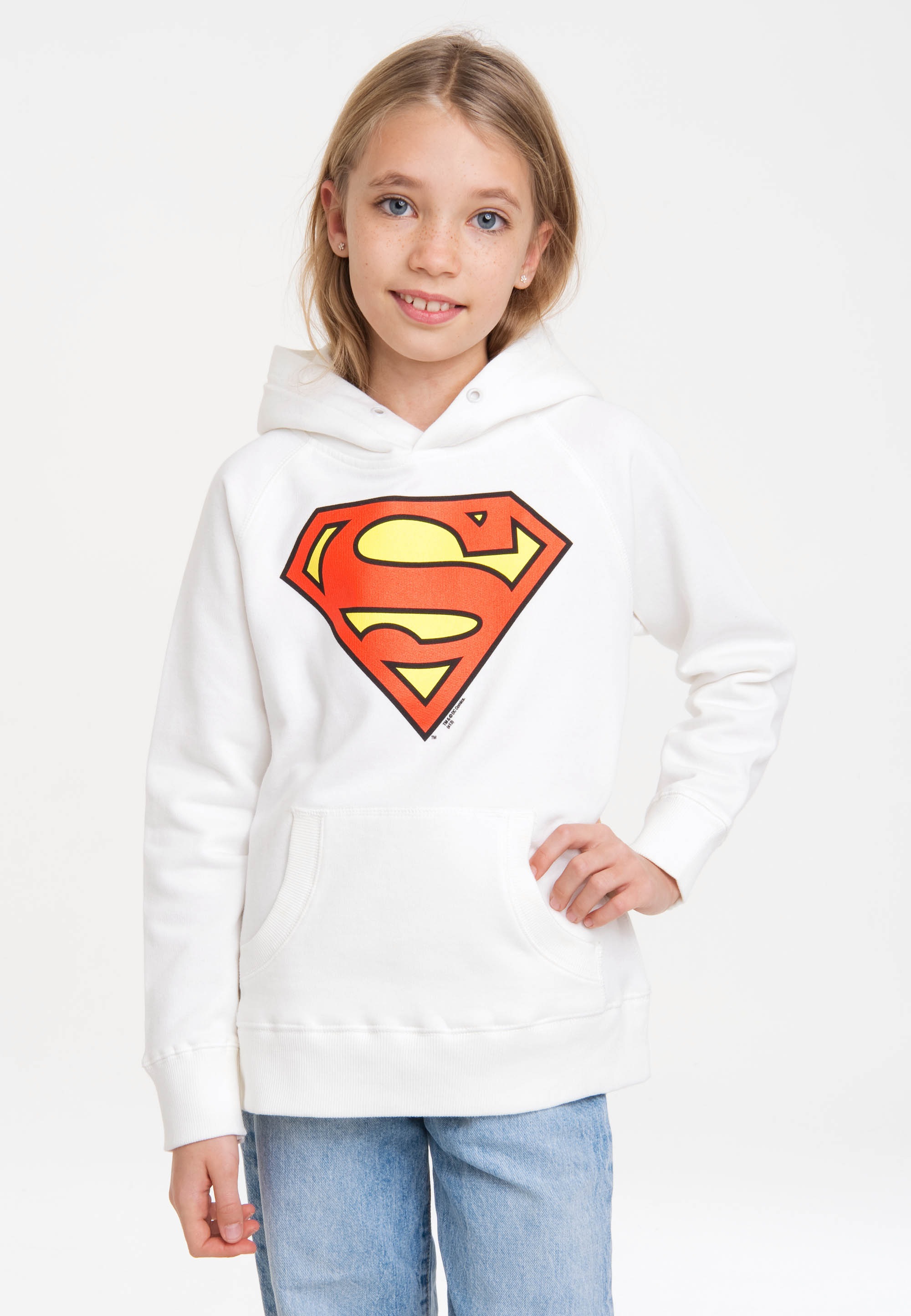 LOGOSHIRT Kapuzensweatshirt "DC - Batman Logo", mit stylischem Superman-Aufdruck