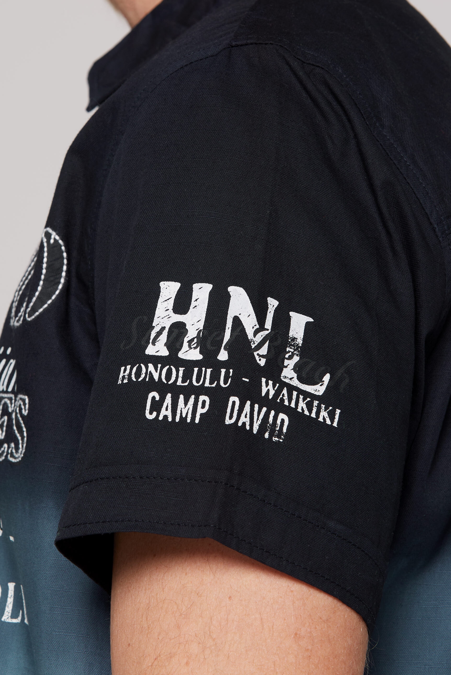 CAMP DAVID Kurzarmhemd, mit Kentkragen