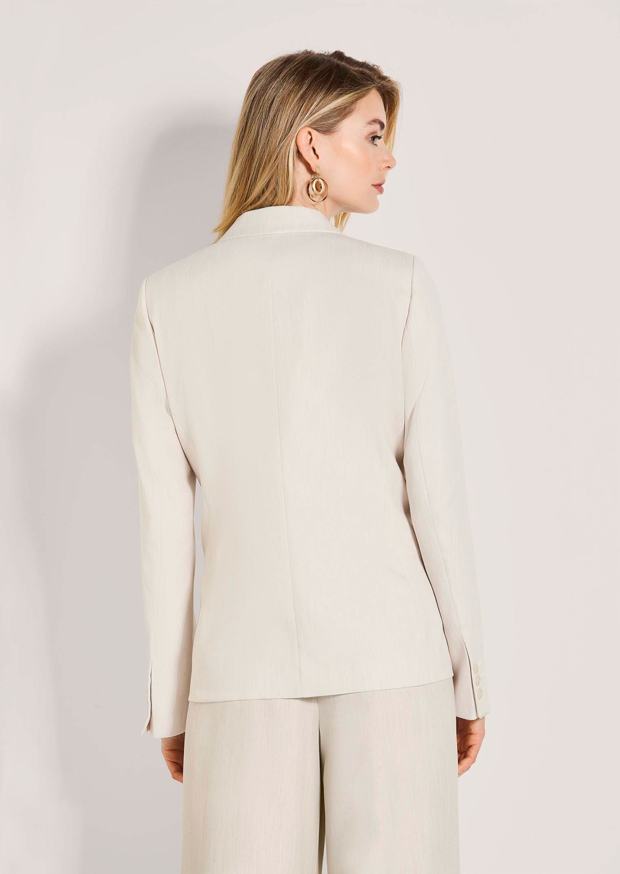 MADELEINE Jackenblazer »Blazer Moderner Einreiher mit Reverskragen« Knopfdetail