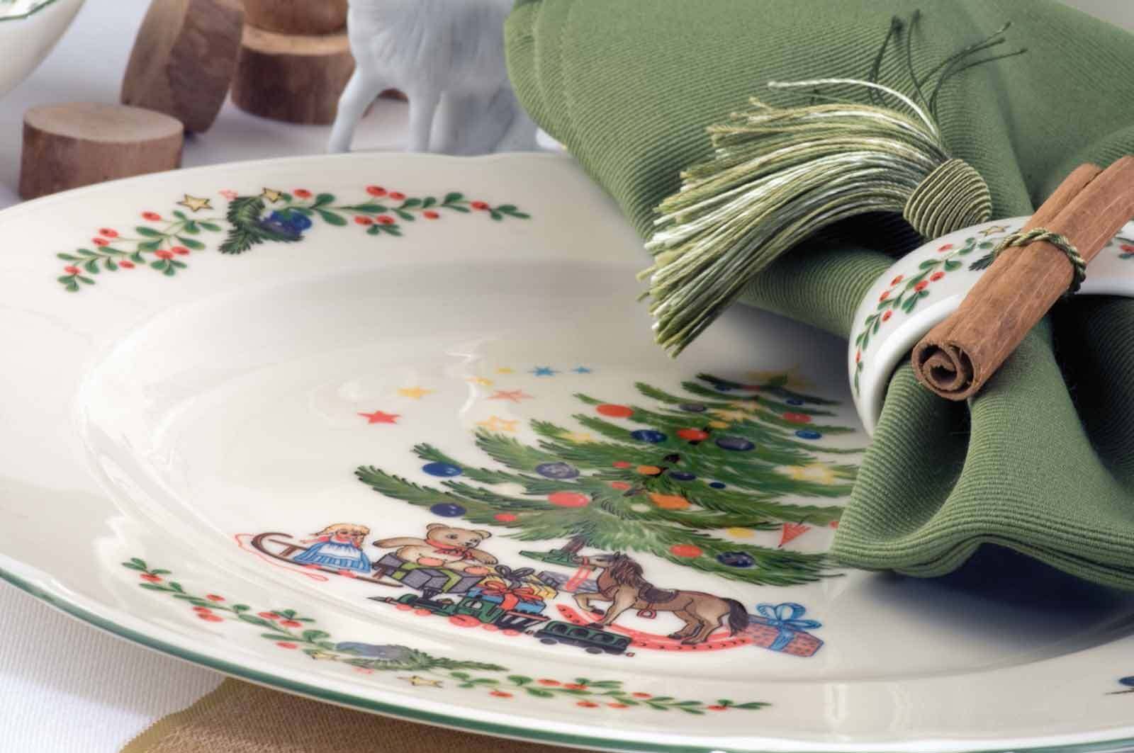 Seltmann Weiden Speiseteller »Speiseteller Marieluise Weihnachten ø 27,3 cm 6er Set weiß-grün« Spülmaschinengeeignet, Mikrowellengeeignet, Ofenfest, Salamandergeeignet, Kühlschrankgeeignet, Gefrierschrankgeeignet