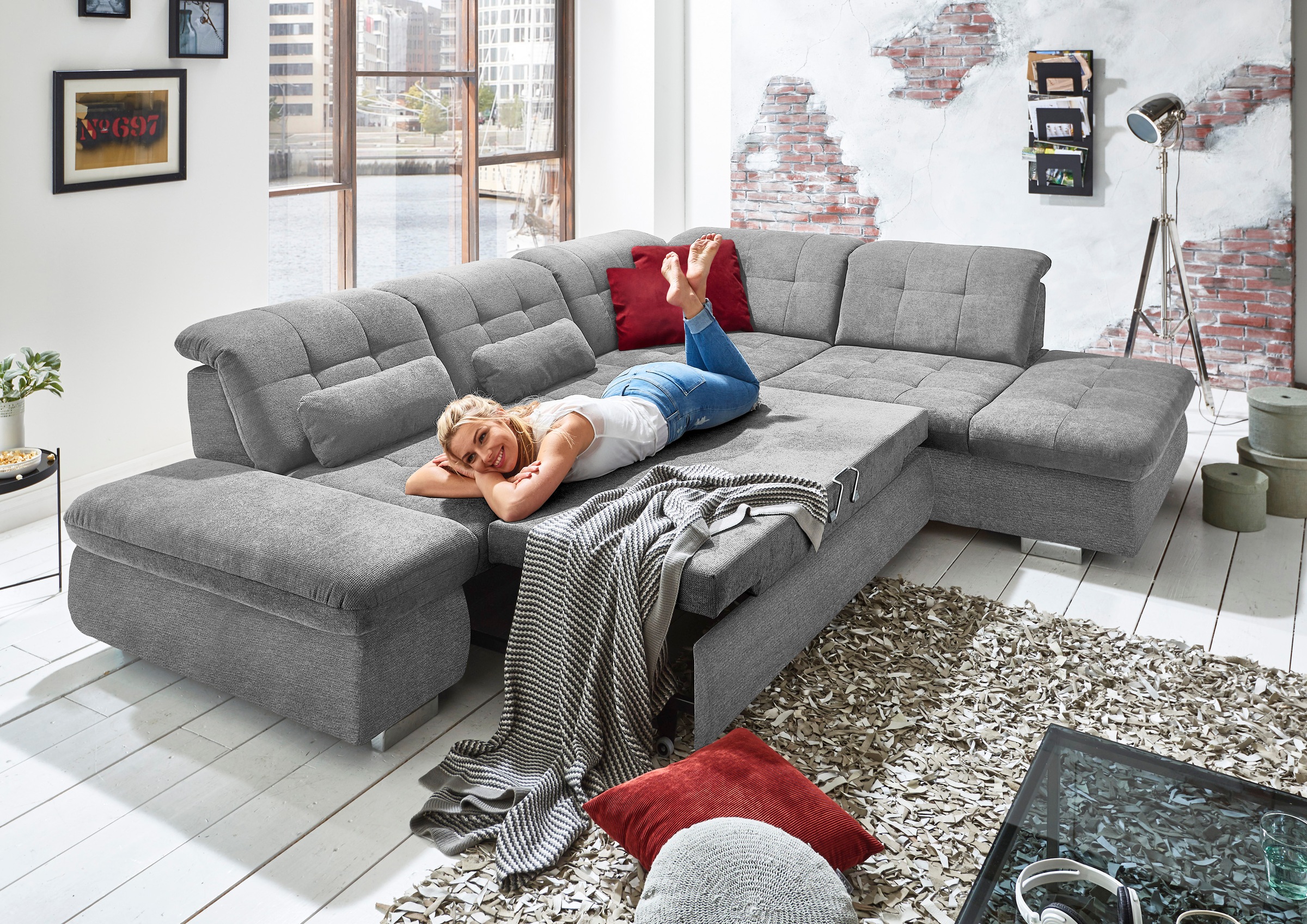 Die PlanBar Ecksofa »MP-IN17004 L-Form«, wahlweise mit Bettfunktion, Sitztiefen- und Kopfteilverstellung