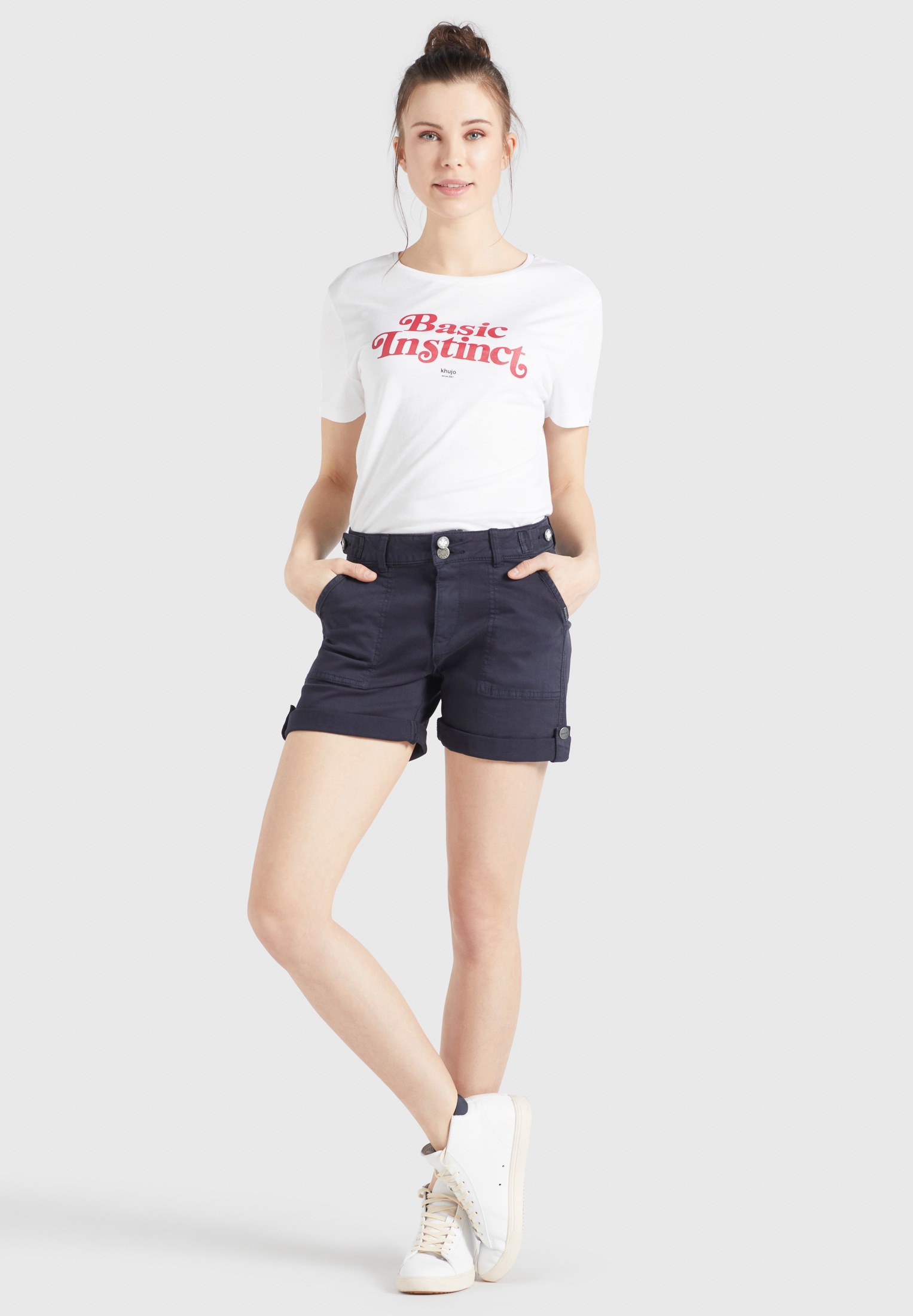 khujo Shorts »SHANNA«, mit Roll-Up-Hosenbeinen