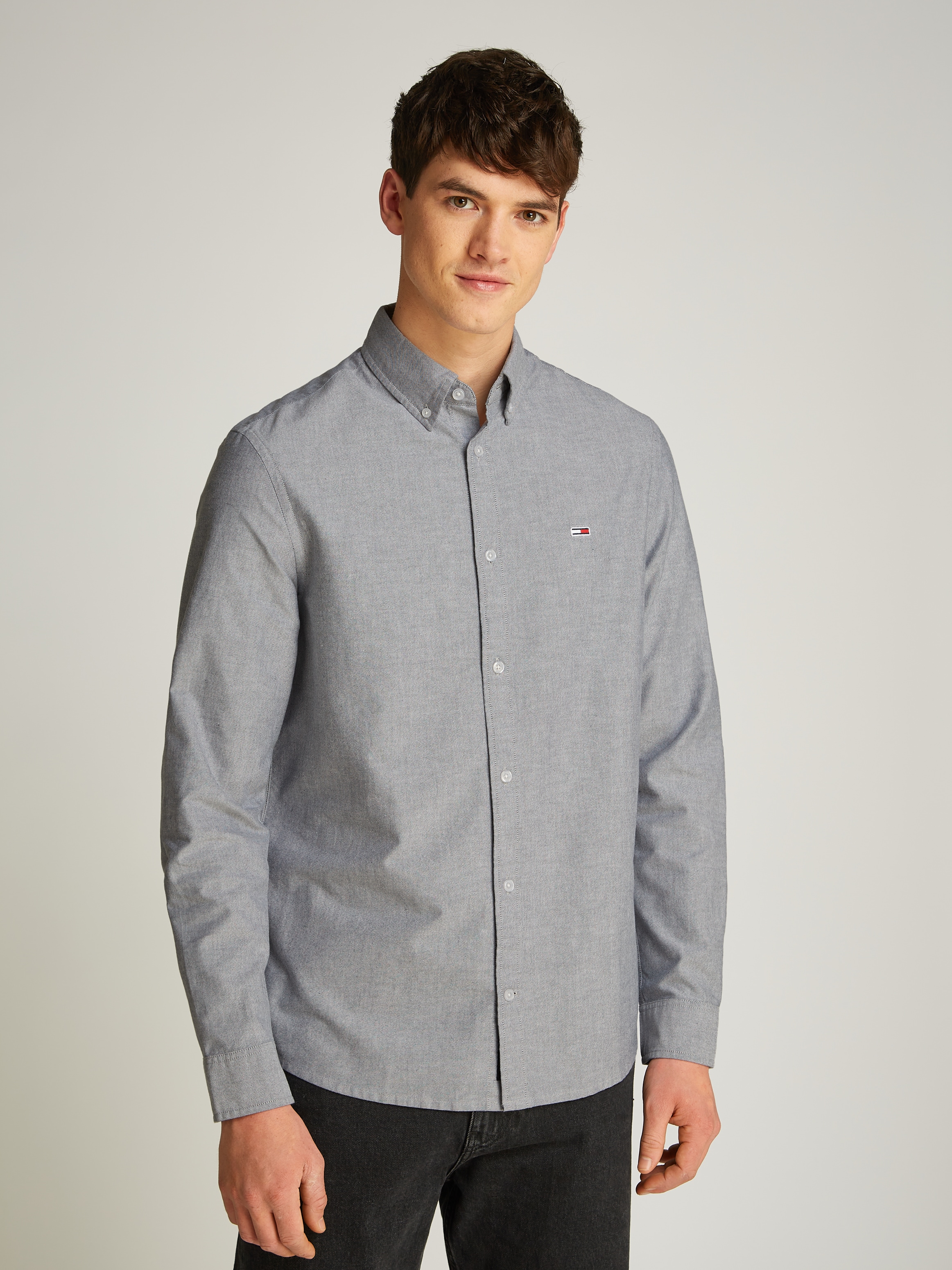 Langarmhemd »TJM REG OXFORD SHIRT EXT«, mit Logostickerei