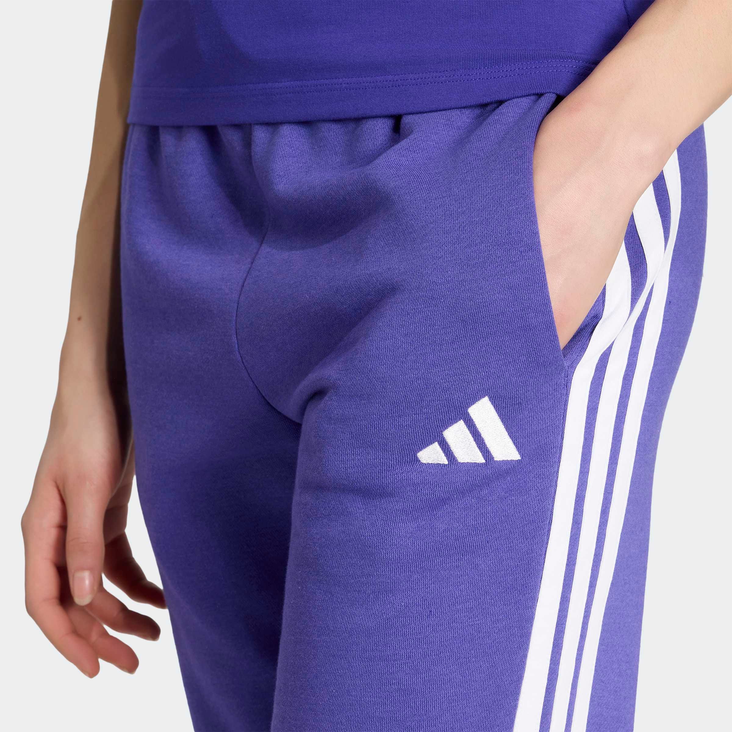 adidas Sportswear Sporthose »ESSENTIALS 3-STREIFEN, SCHMAL GESCHNITTEN«  schmal geschnitten, für vielseitige Aktivitäten, aus Baumwollmix