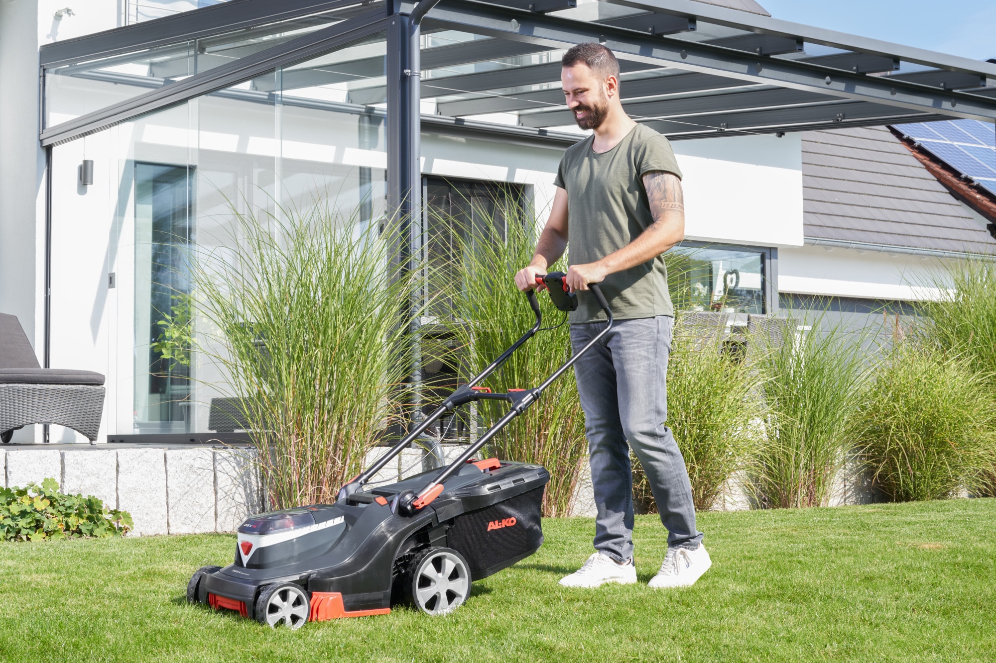 AL-KO Akkurasenmäher »385 Li Premium«, mit effektivem maxRUN-Cockpit, ohne Akku und Ladegerät