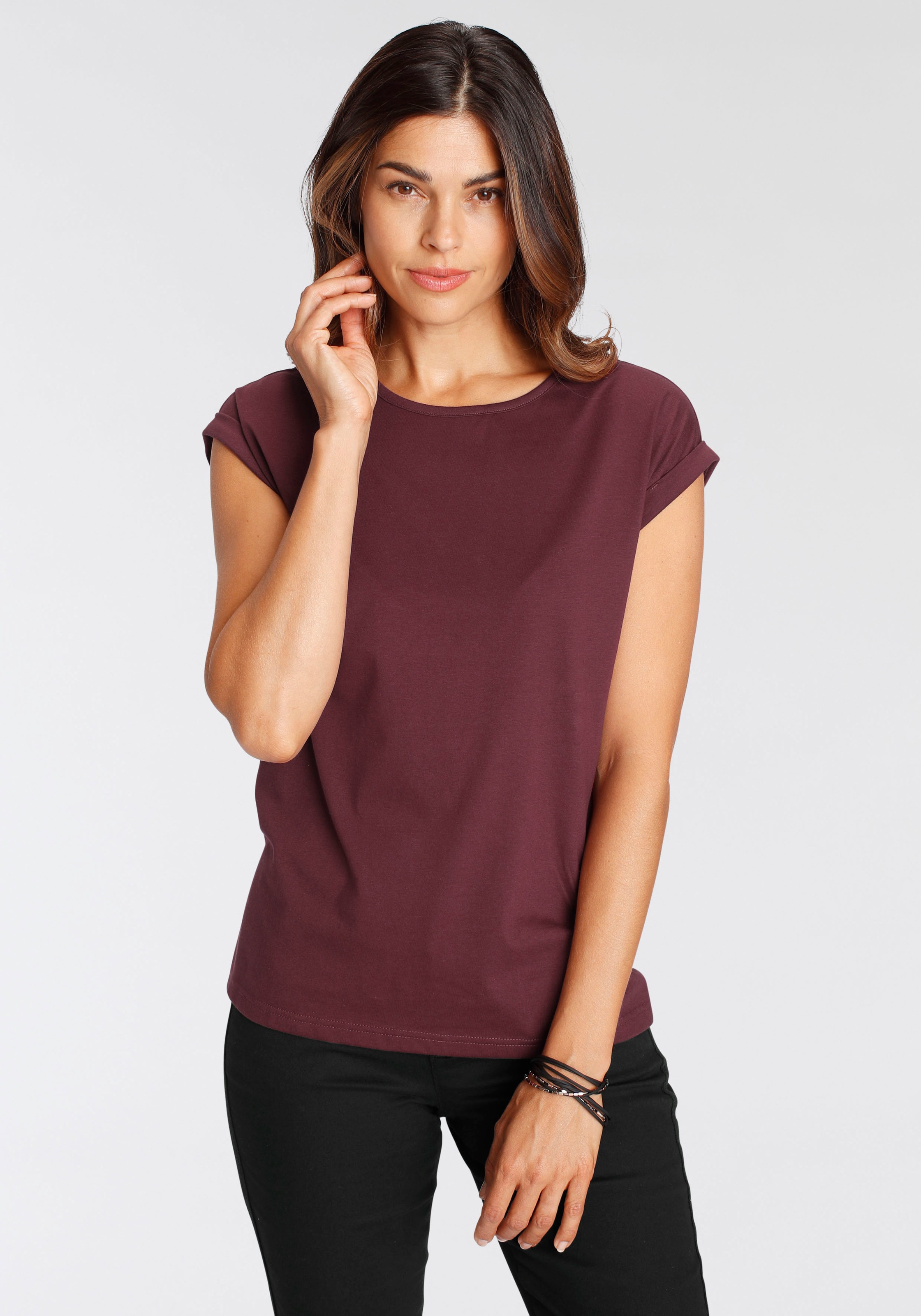 Thumbnail - Boysens T-Shirt Packung, figurumspielende Passform, Rundhalsausschnitt