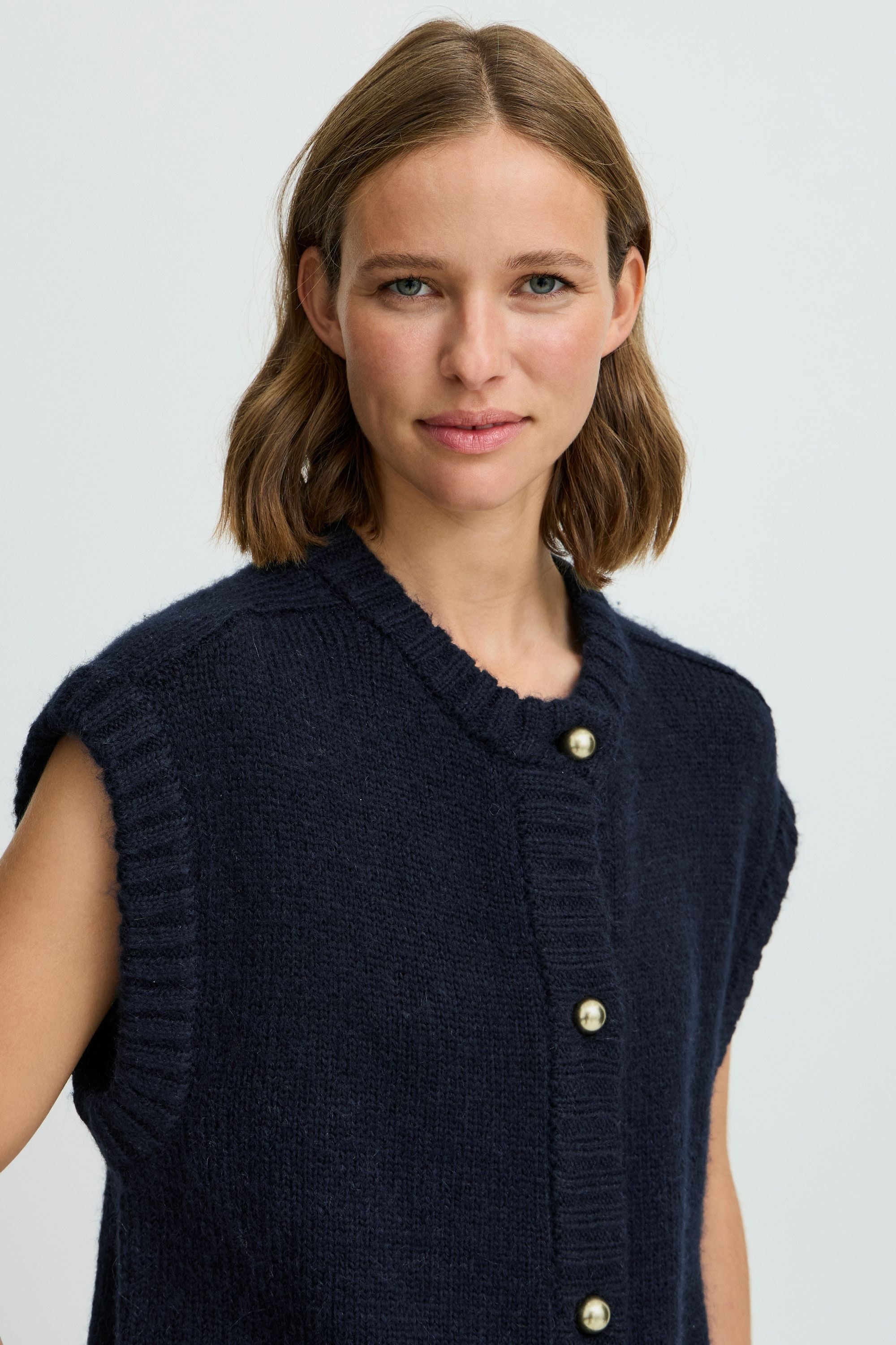 b.young Strickweste »Strickjacke BYOKSANA VEST -«