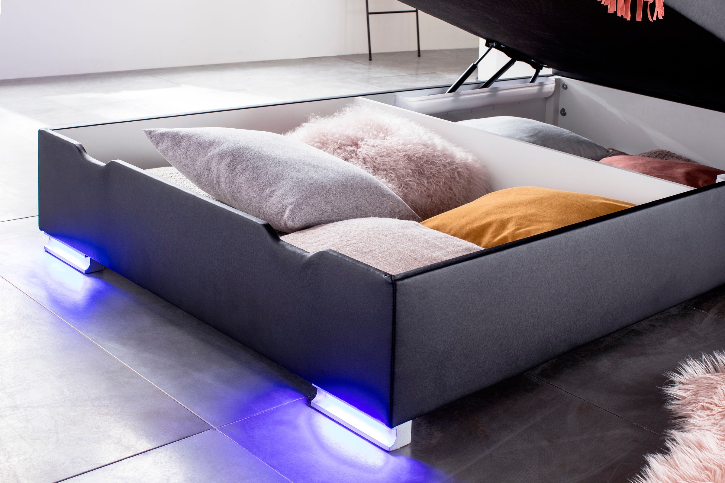 meise.möbel Boxspringbett »Las Vegas«, Füße und Kopfteil mit LED-Beleuchtung, mit Bettkasten und Topper