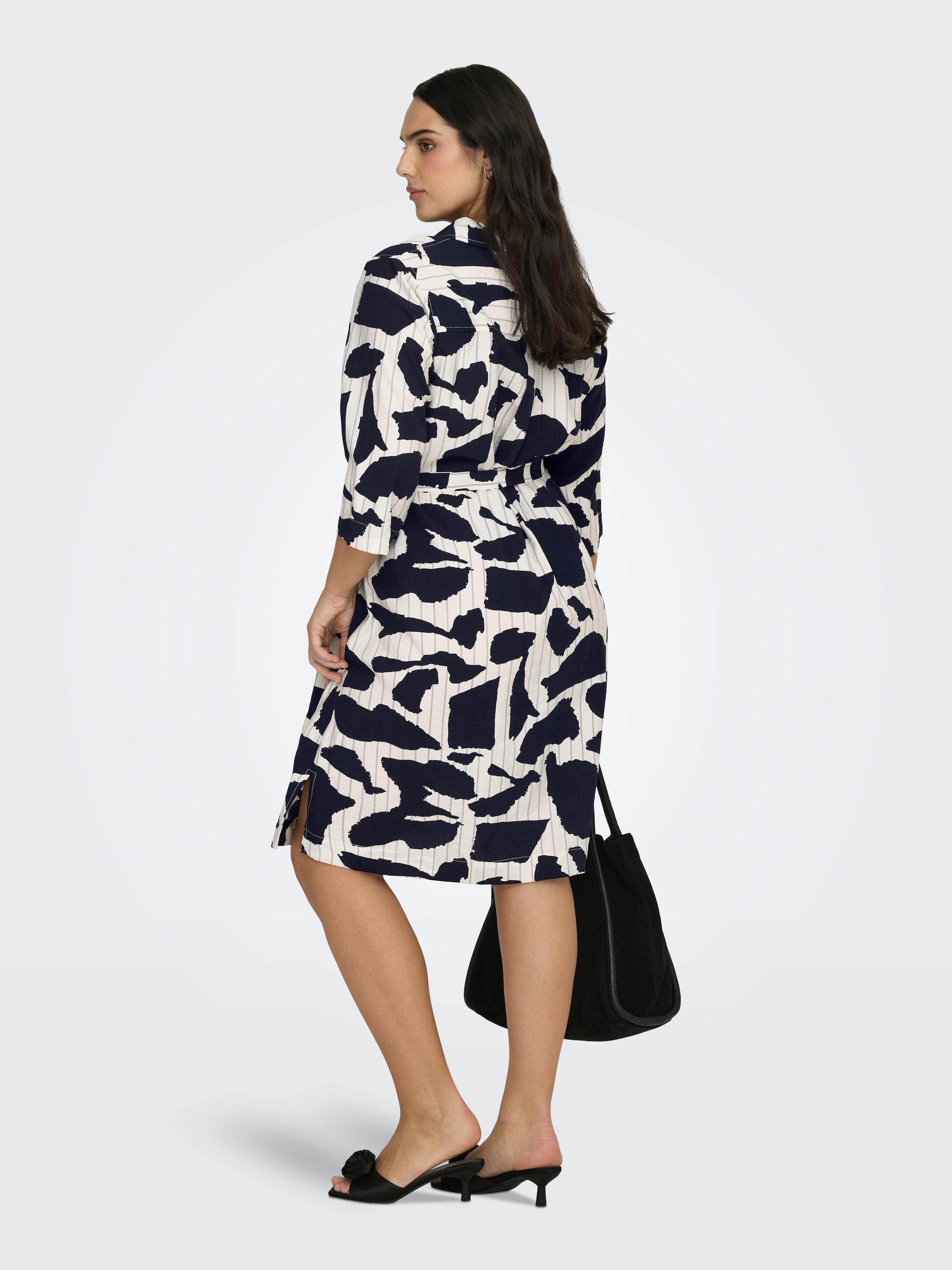 ONLY CARMAKOMA Sommerkleid »CARMISIA LIFE 3/4 BLK SHIRT DRESS WVN«