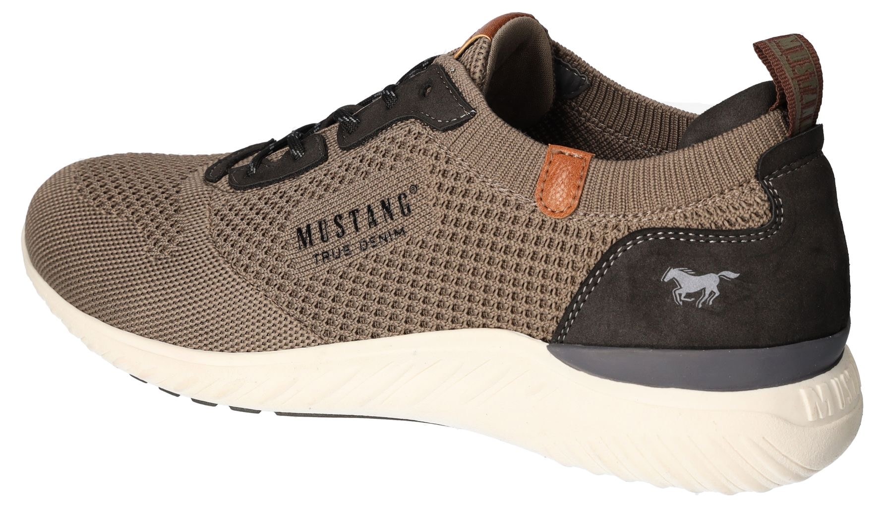 Mustang Shoes Slip-On Sneaker, Slipper, Freizeitschuh mit heller Laufsohle