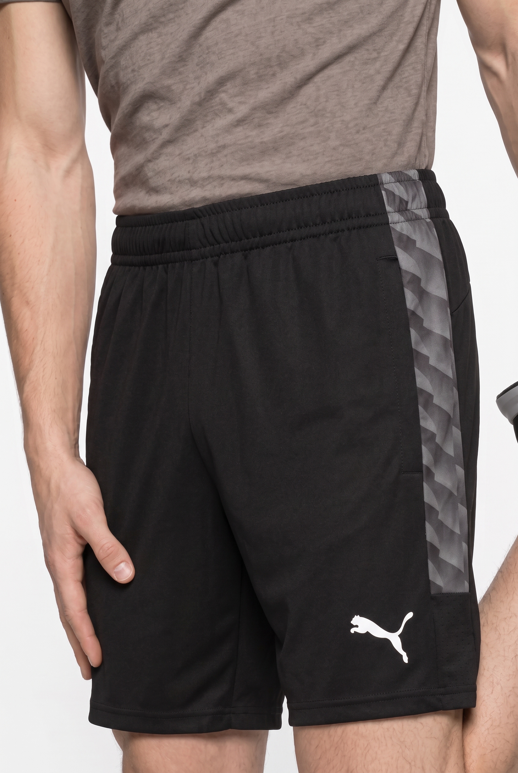 PUMA Trainingsshorts »TEAMLIGA26 TRAINING SHORTS«  atmungsaktives Material, mit DryCELL-Technologie, Regular Fit