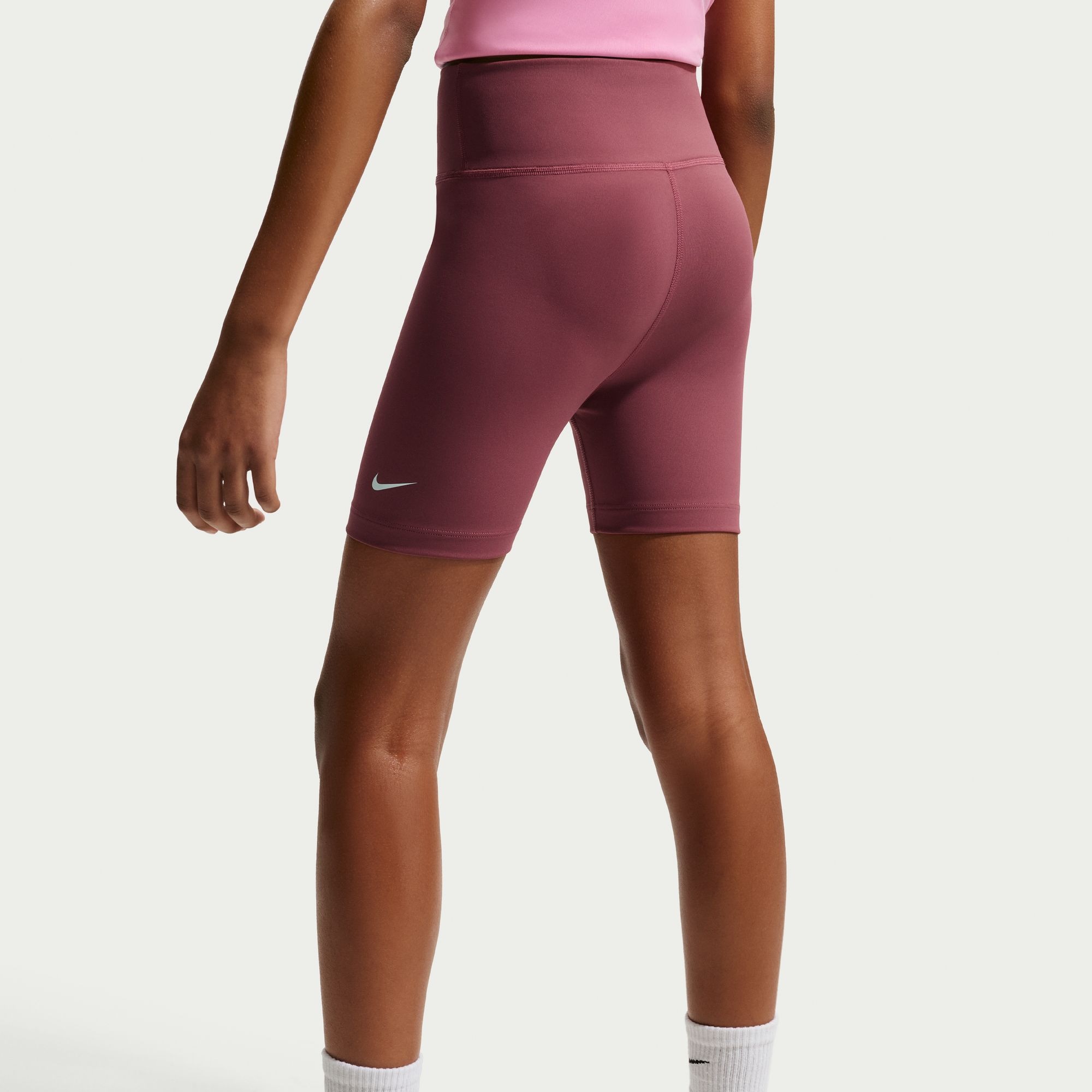 Nike Shorts »Nike One Big Kids' (Girls') Dri-FIT 5" Biker Shorts«  weiches, elastisches Material, schweißableitende Technologie