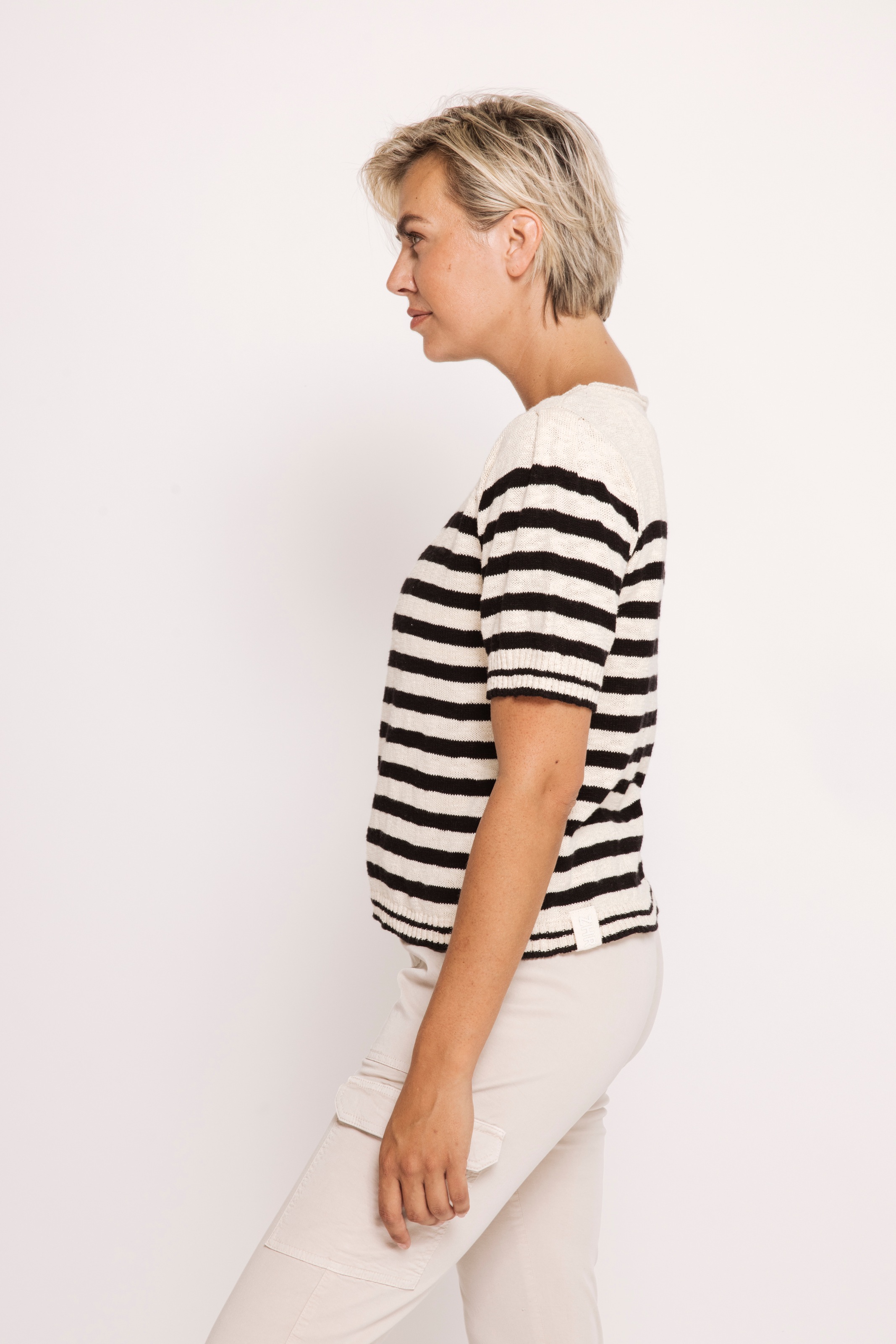 Thumbnail - Zhrill Kurzarmpullover "ZHRASTA" in Ringel-Optik, leichter Baumwollstrick