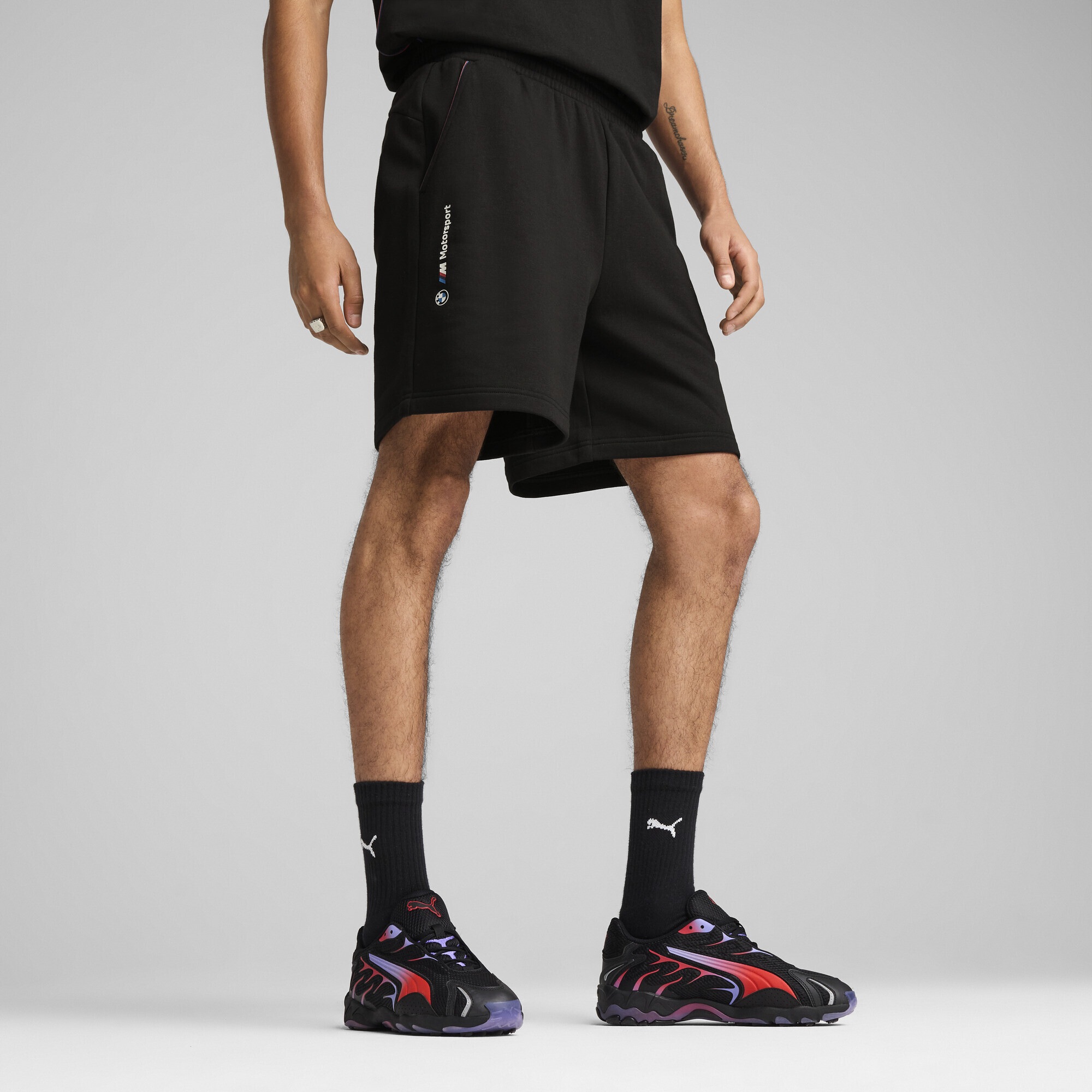 PUMA Sporthose »BMW M Motorsport Essentials+ Lange Fleeceshorts Herren«