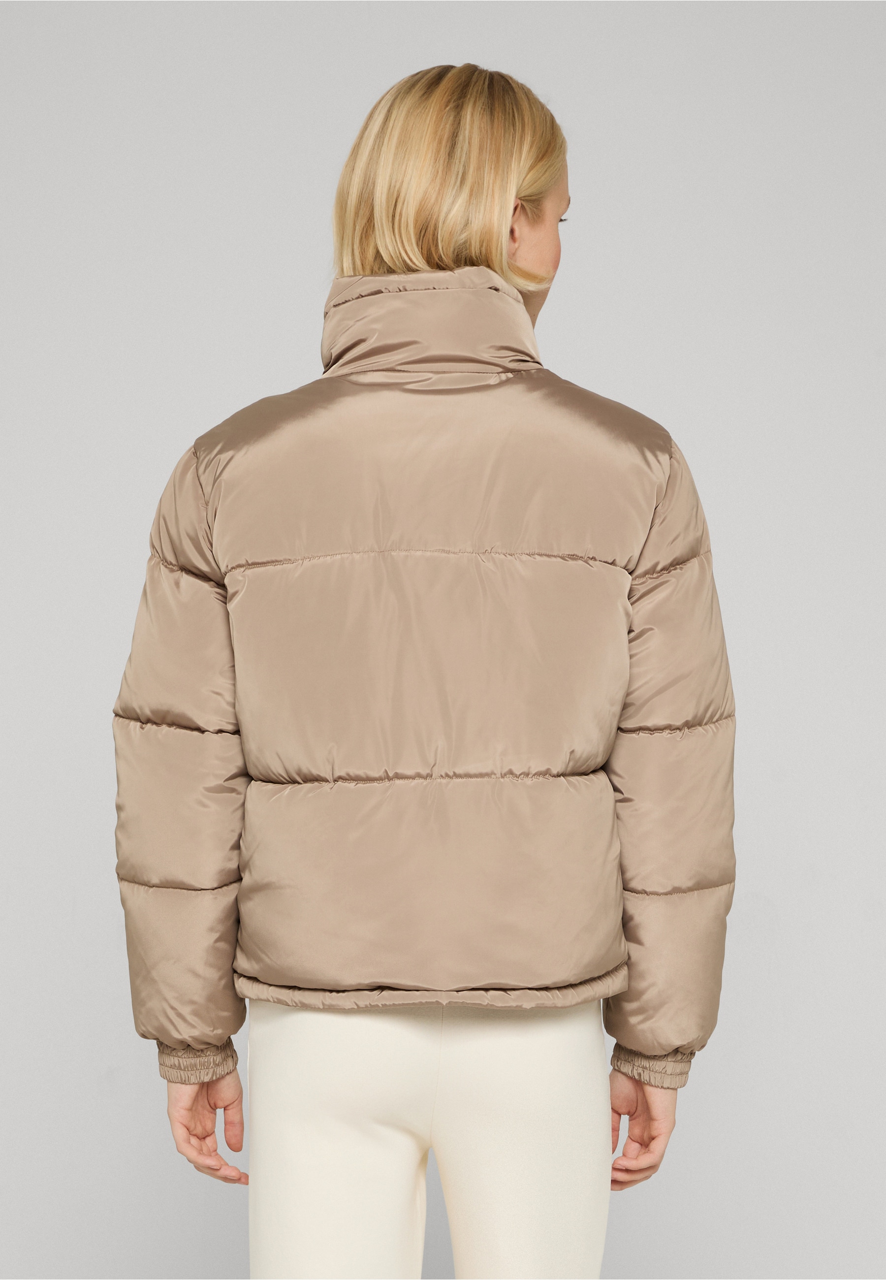 Karl Kani Winterjacke »Karl Kani Retro Essential Puffer Jacket« 1 Stk. tlg. ohne Kapuze