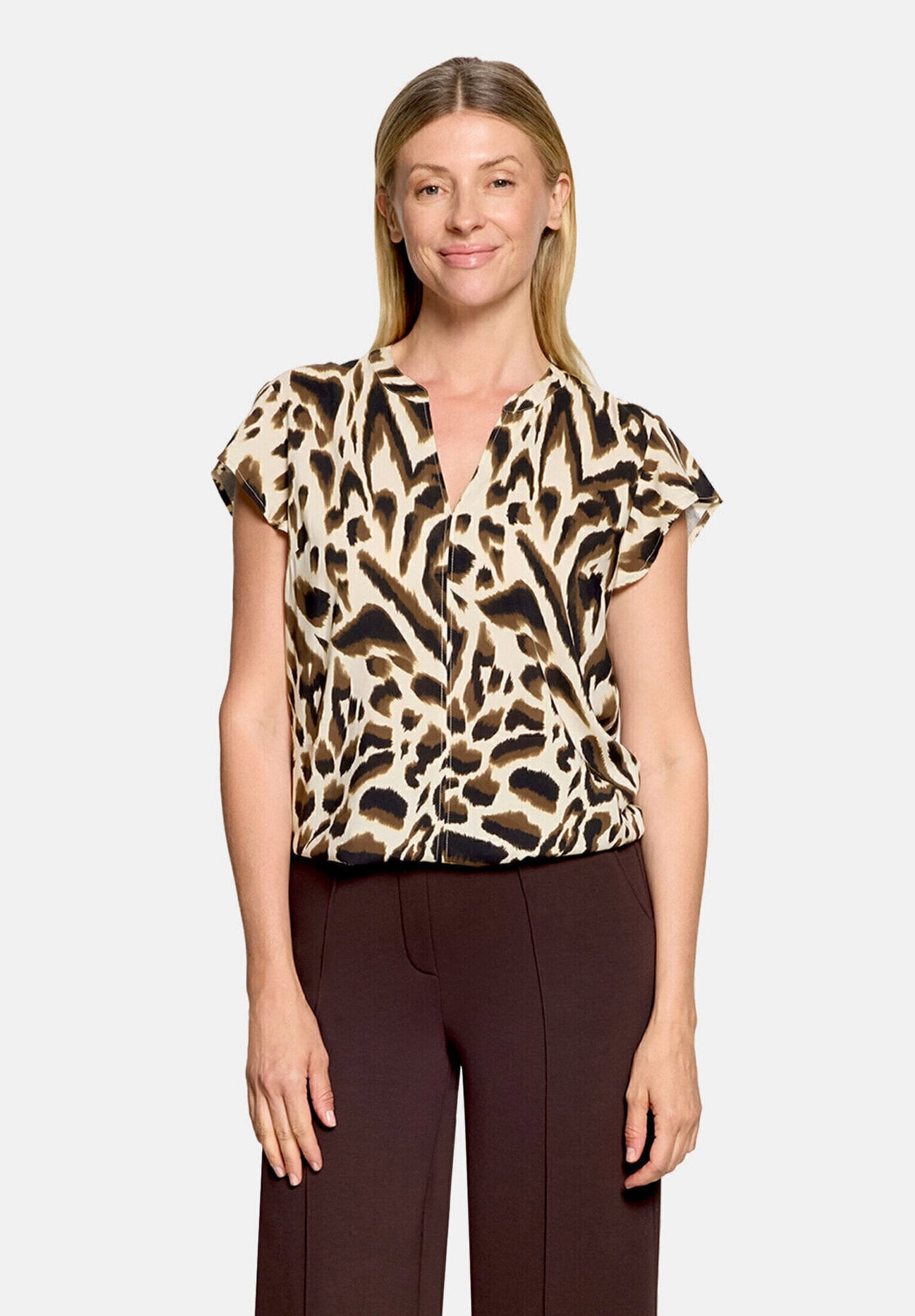 Cartoon Shirtbluse »Damen mit Volant«