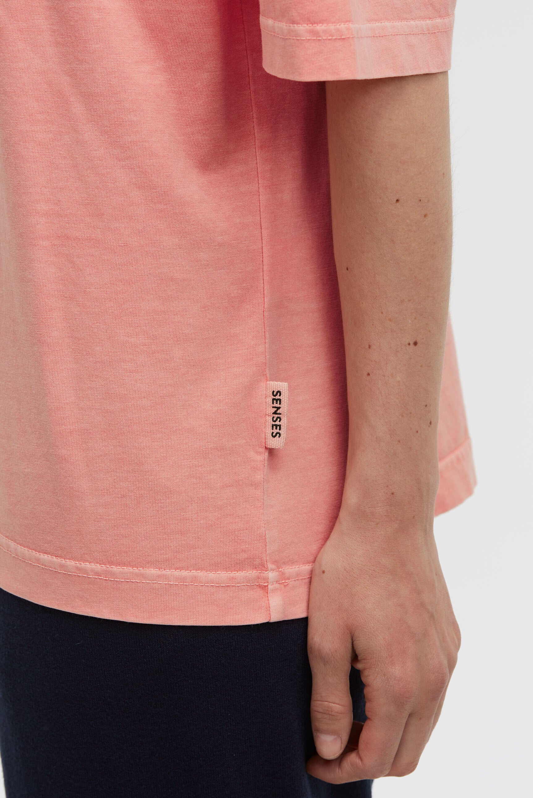 SENSES.THE LABEL Rundhalsshirt aus Baumwolle