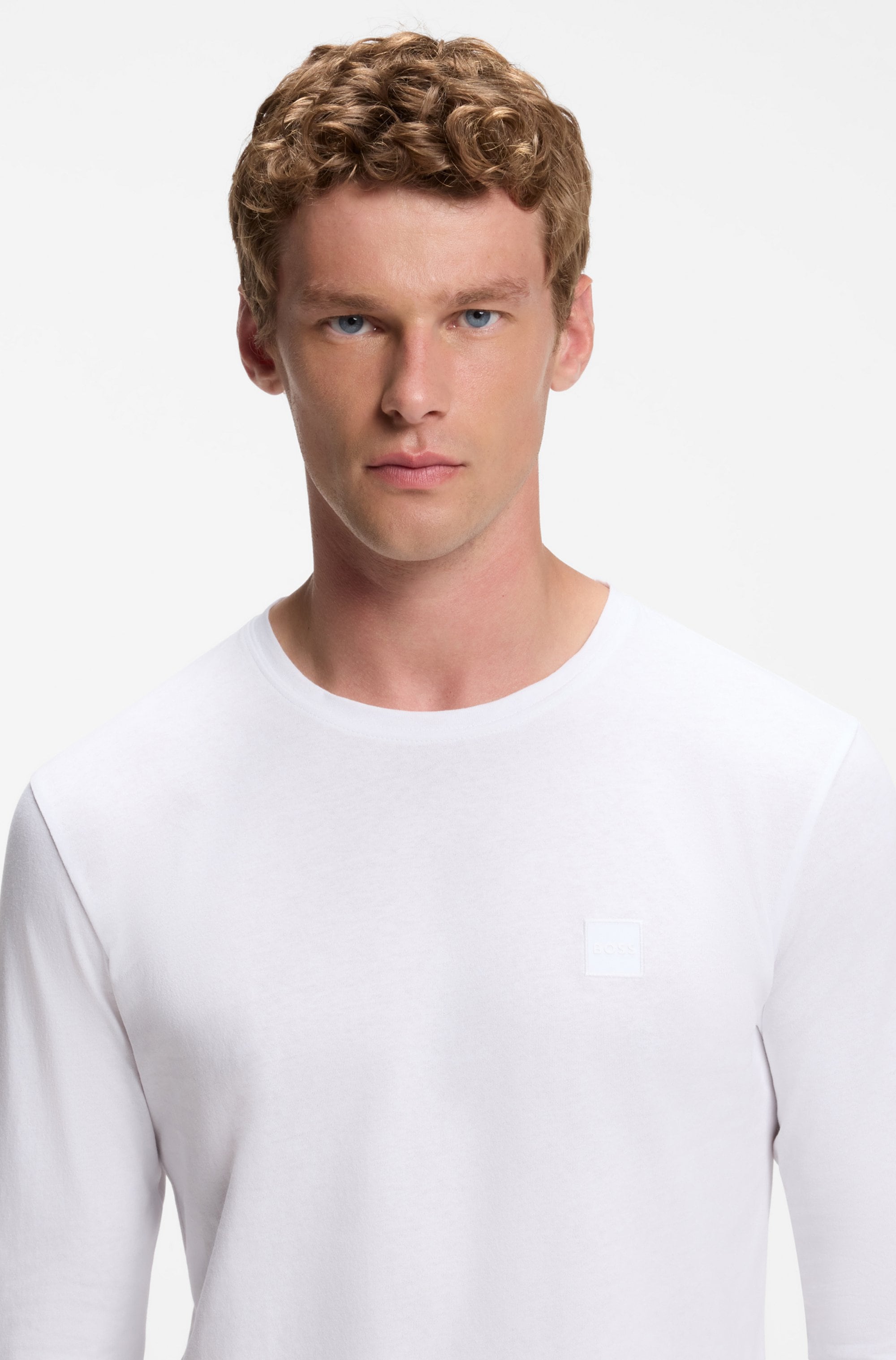 BOSS ORANGE Langarmshirt »Tacks« mit Markenlogo auf der Brust