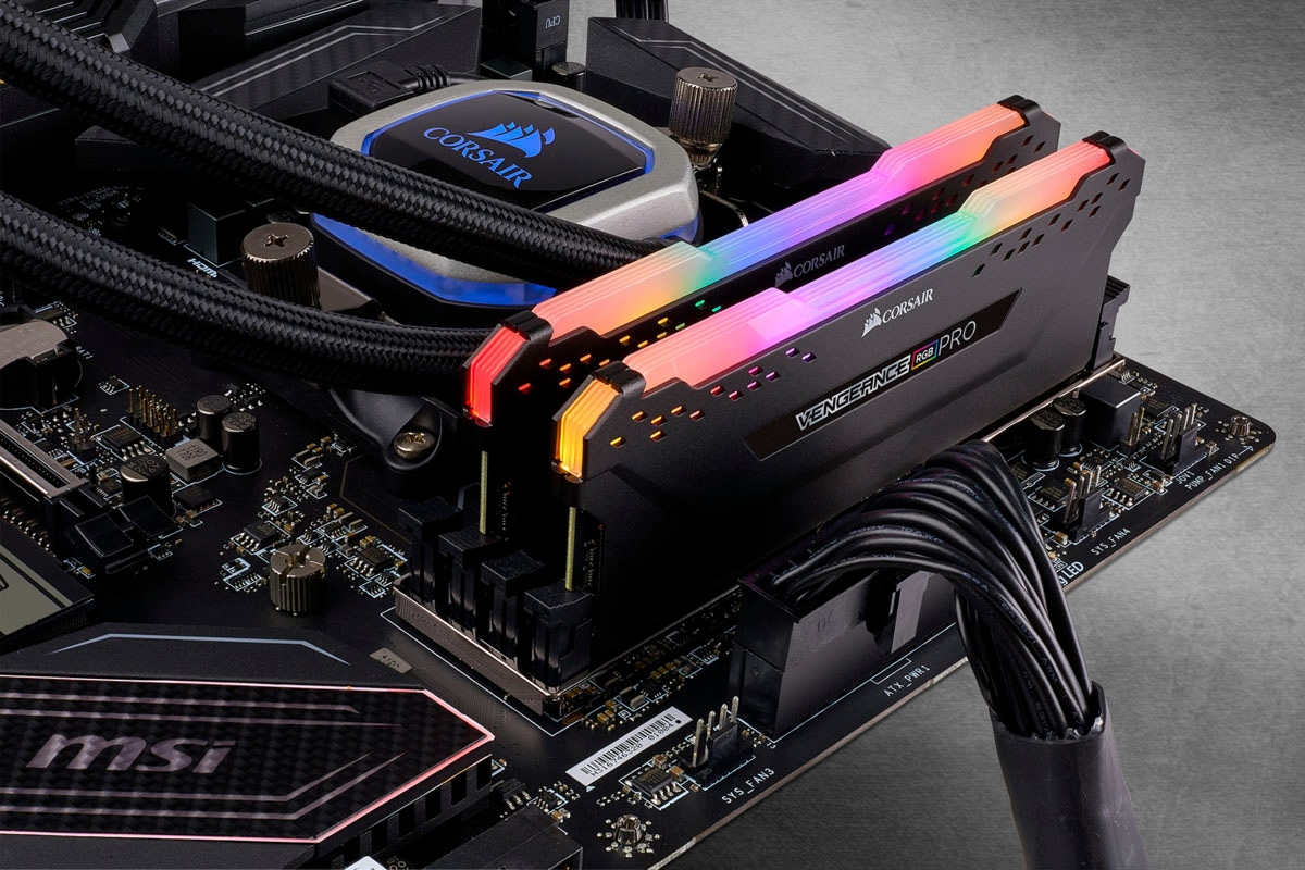 Corsair PC-Arbeitsspeicher »VENGEANCE® RGB 32 GB (2 x 16 GB) DDR4 3600«