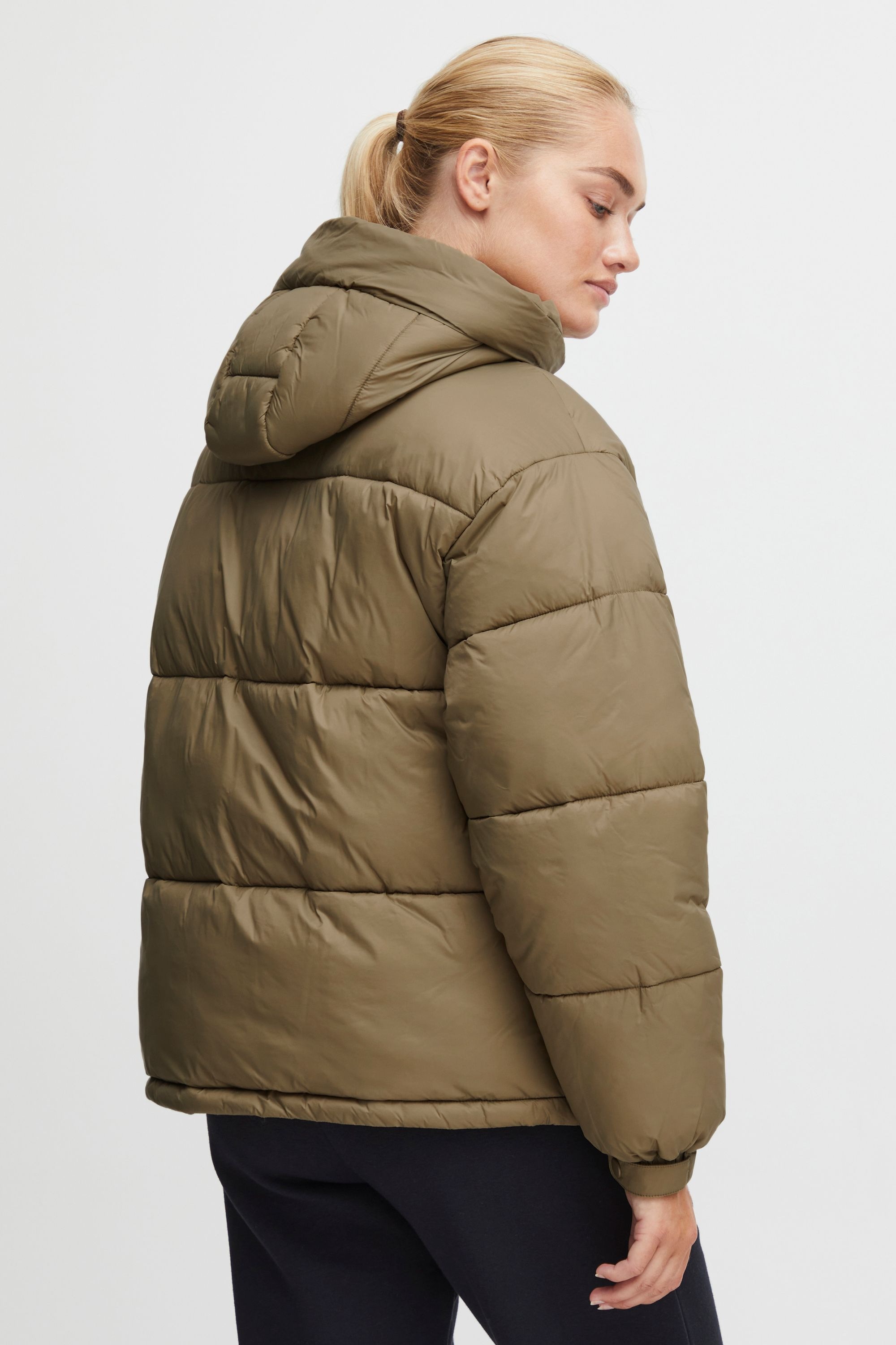 OXMO Winterjacke »Winterjacke OXJoyce«, mit Kapuze