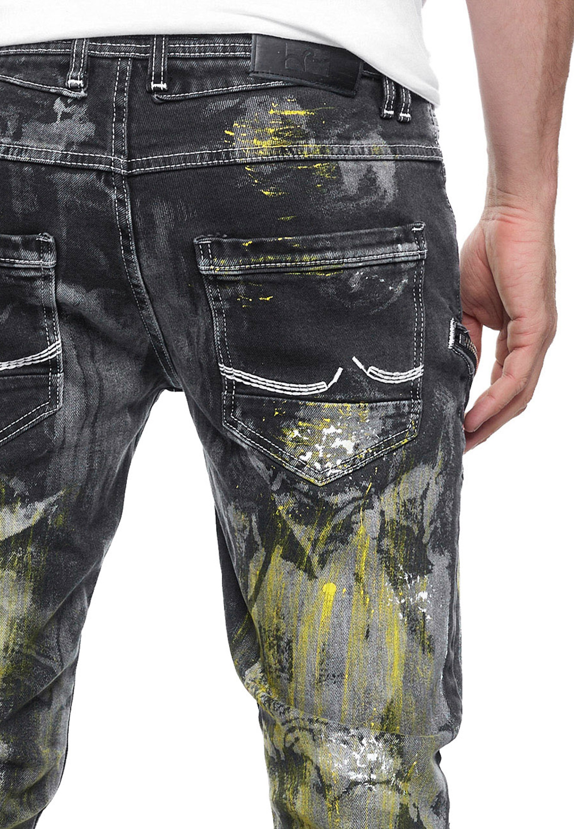 Rusty Neal Straight-Jeans »MORI«, mit trendigen Zierelementen