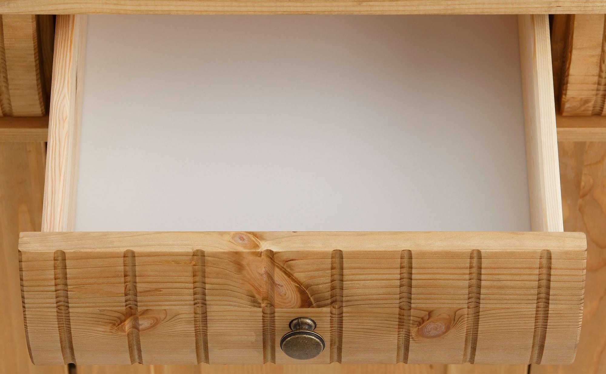 Home affaire Kleiderschrank »Teresa« 3 Türen, aus massiver Kiefer, Breite 152 cm, mit Spiegel, FSC®