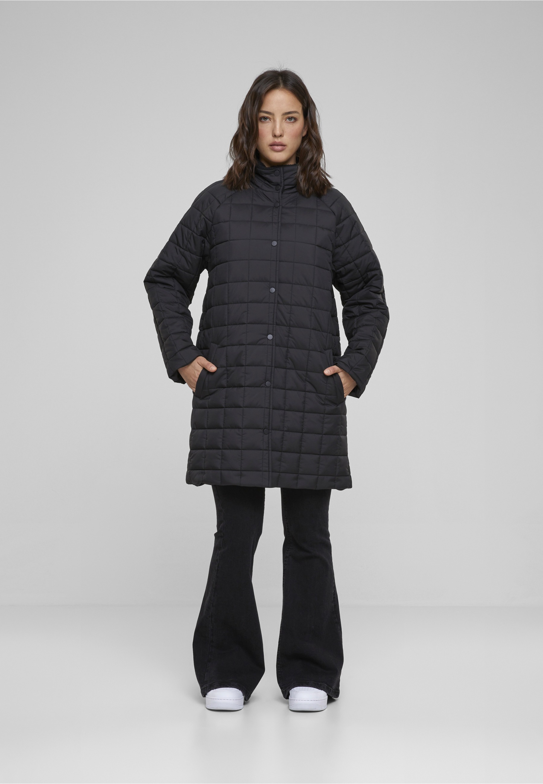 URBAN CLASSICS Winterjacke »Urban Classics Damen Ladies Quilted Coat« 1 Stk. tlg. ohne Kapuze