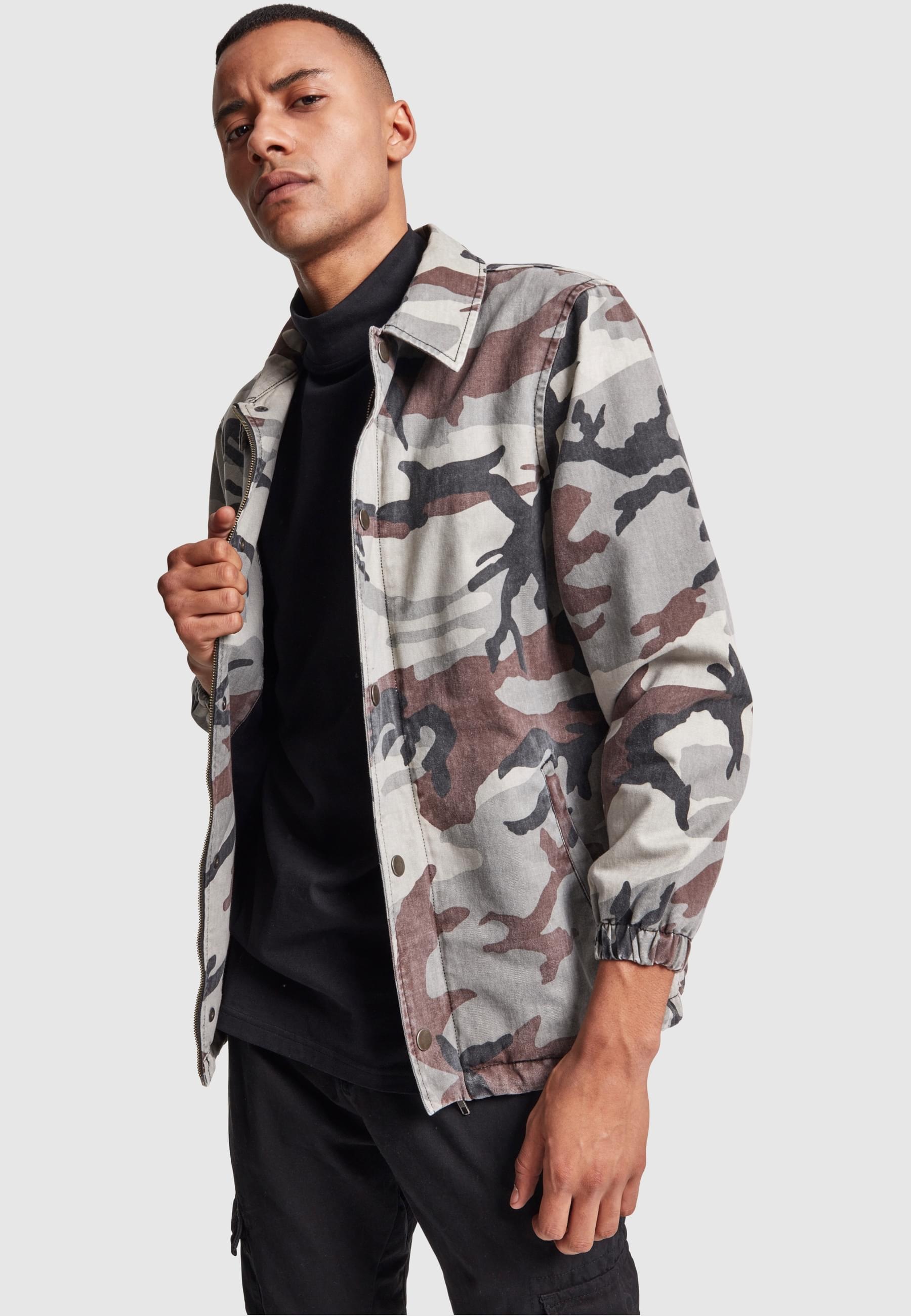 URBAN CLASSICS Allwetterjacke »Urban Classics Herren Camo Cotton Coach Jacket«, (1 St.), ohne Kapuze
