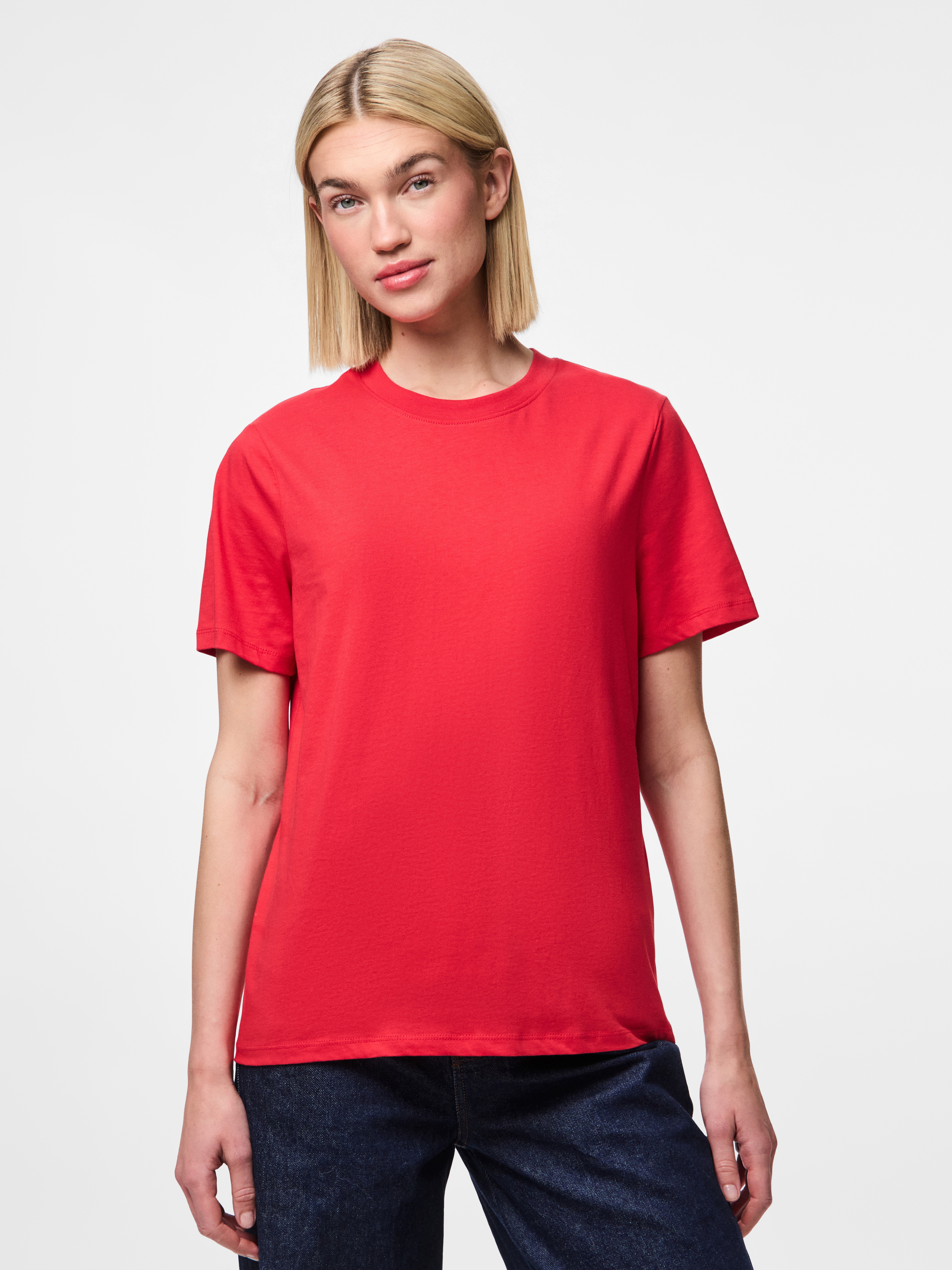 pieces Rundhalsshirt "PCRIA SS SOLID TEE NOOS BC" Baumwolle, regular fit
