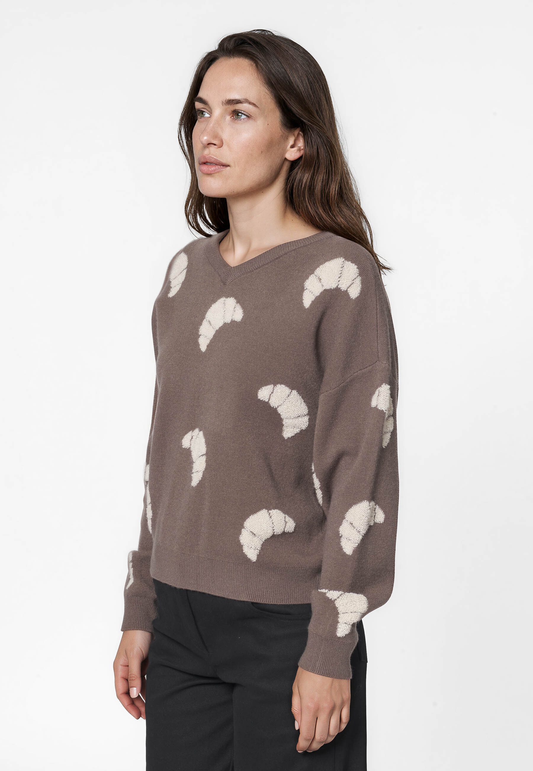Kleinigkeit V-Ausschnitt-Pullover »Kleinigkeit Hörnchen Wollma« 1