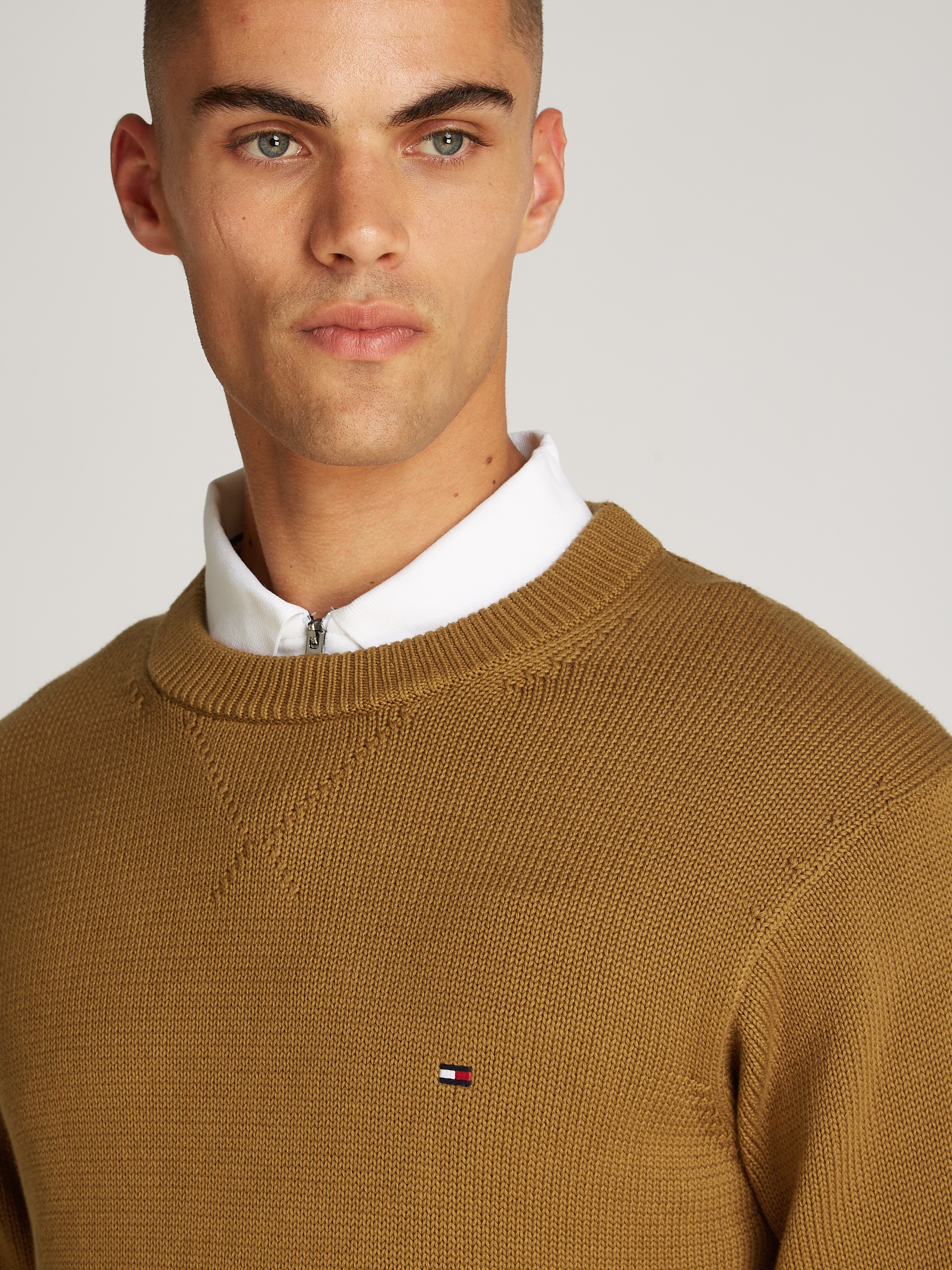 Tommy Hilfiger Strickpullover »CHUNKY COTTON C NECK«, mit Logosrickerei