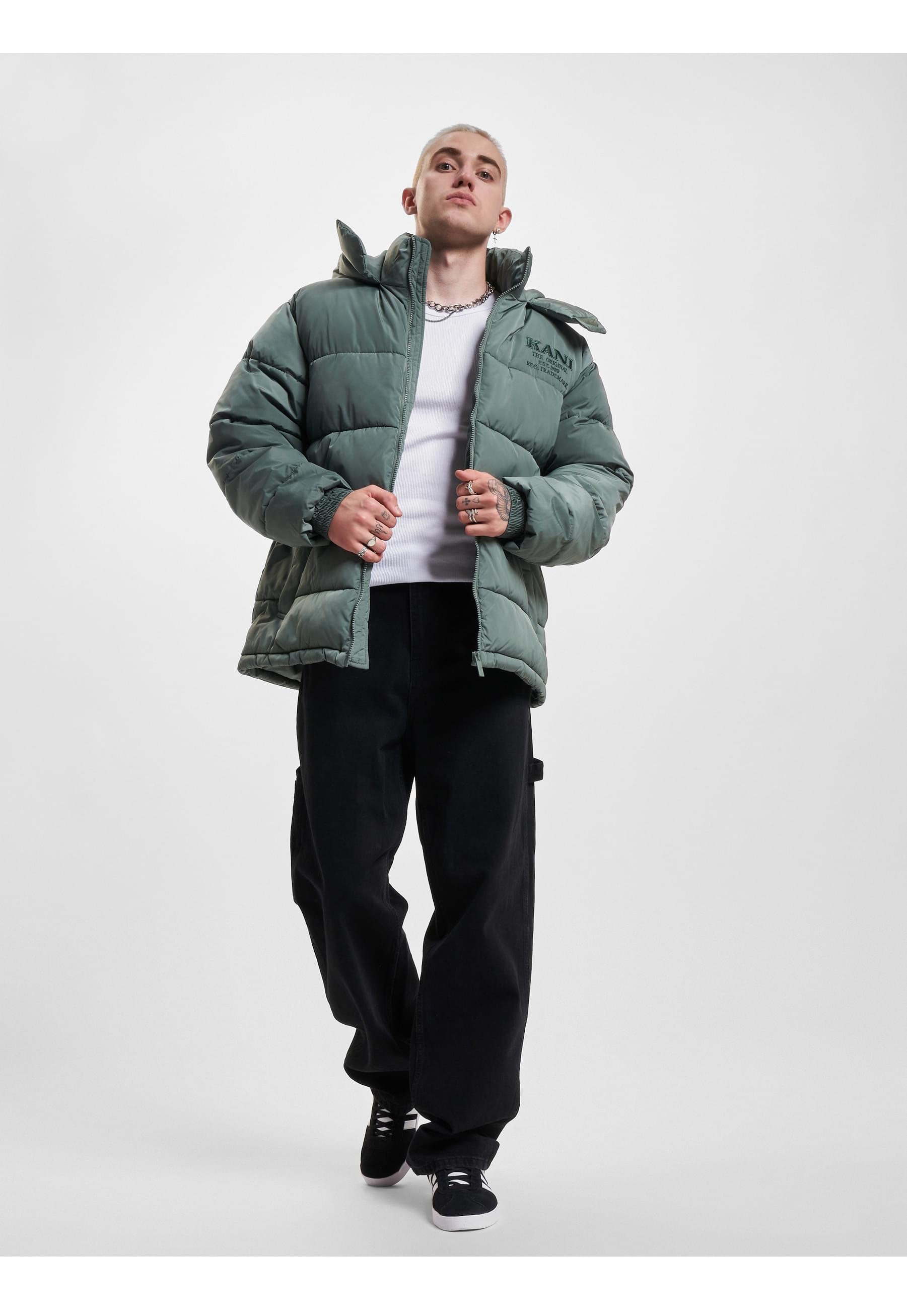 Karl Kani Winterjacke »Karl Kani Damen KM233-058-1 KK Retro Hooded Puffer Jacket«, (1 St.), mit Kapuze