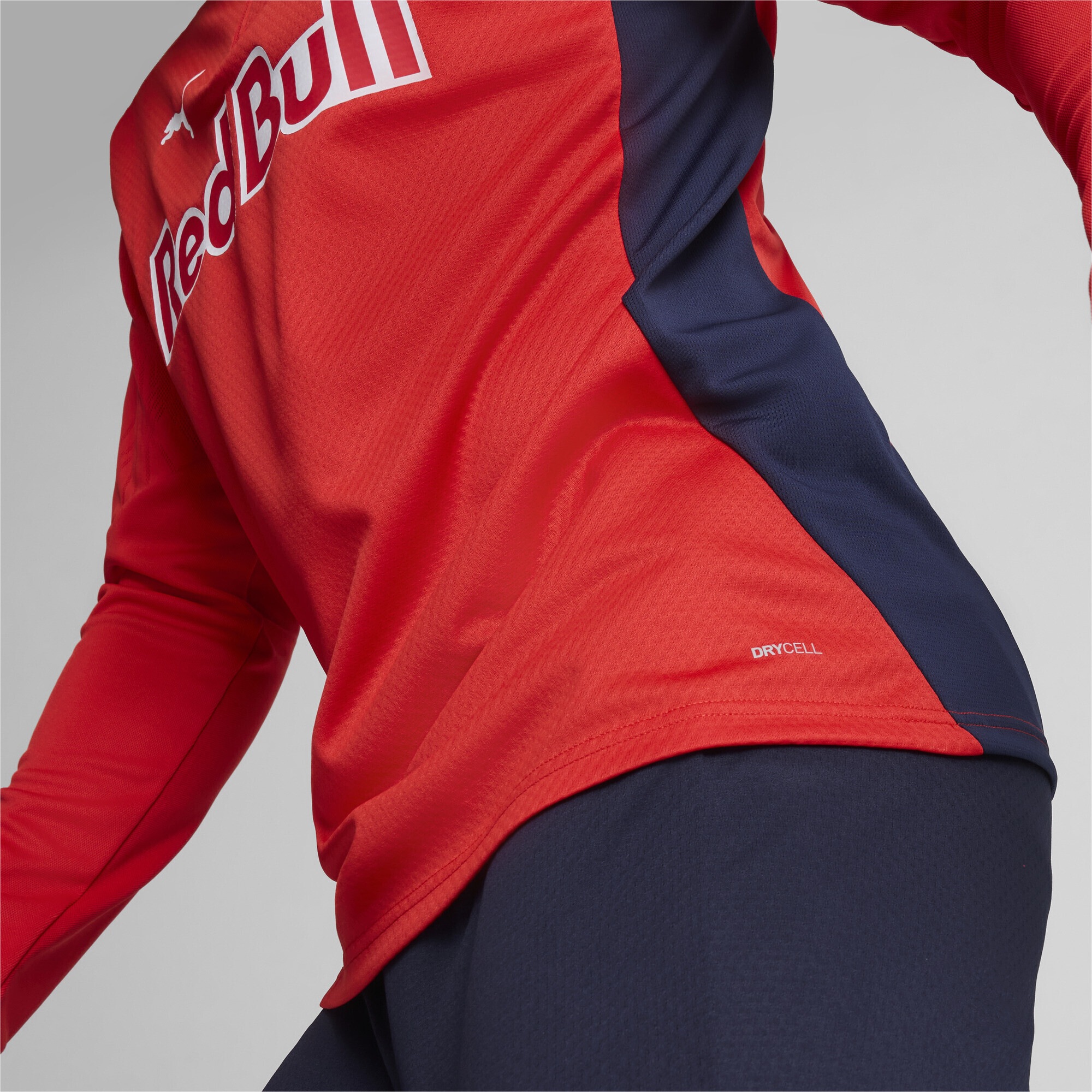 PUMA T-Shirt »FC Red Bull Salzburg Trainingsoberteil mit viertellangem«