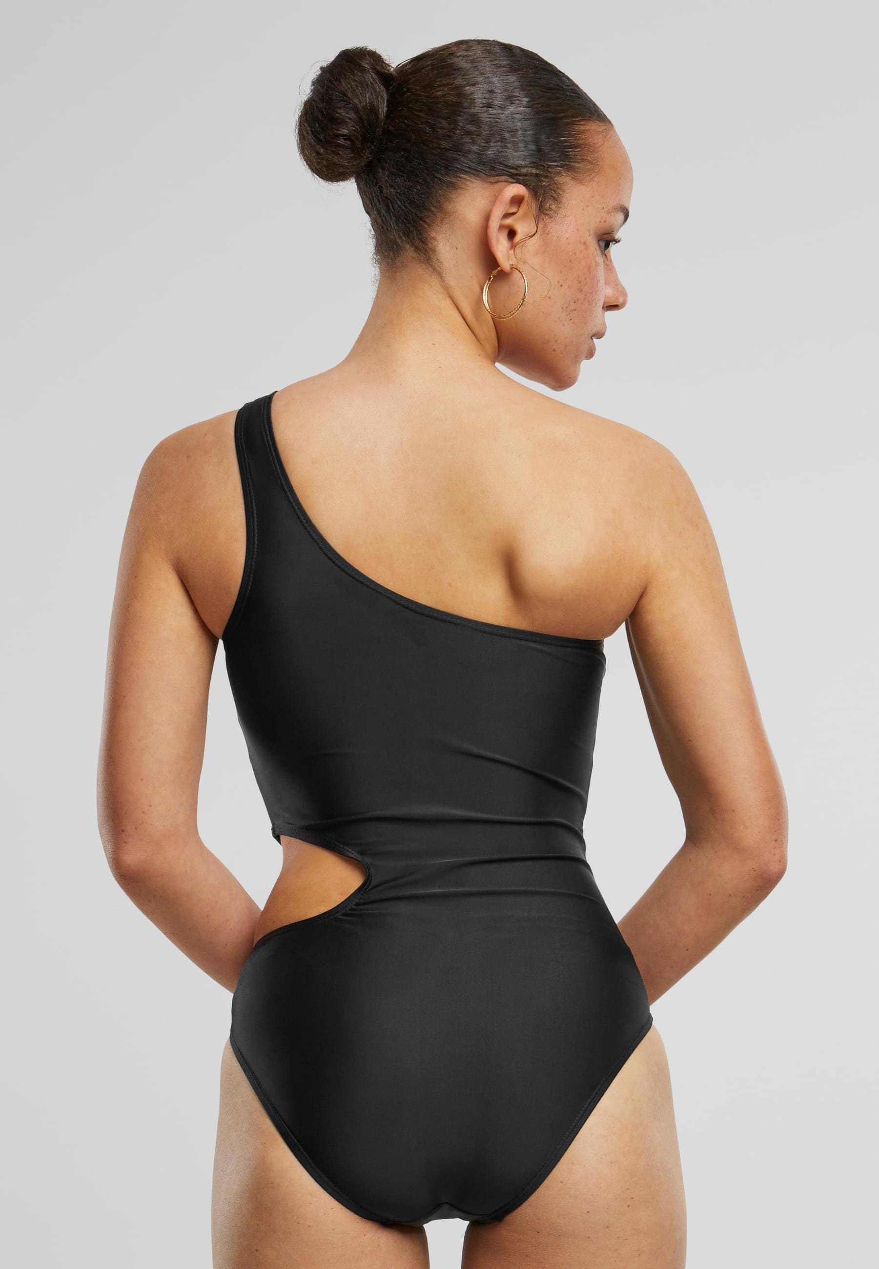 URBAN CLASSICS Badeanzug »Urban Classics Damen Ladies Asymmetric Cut Out Swimmsuit«