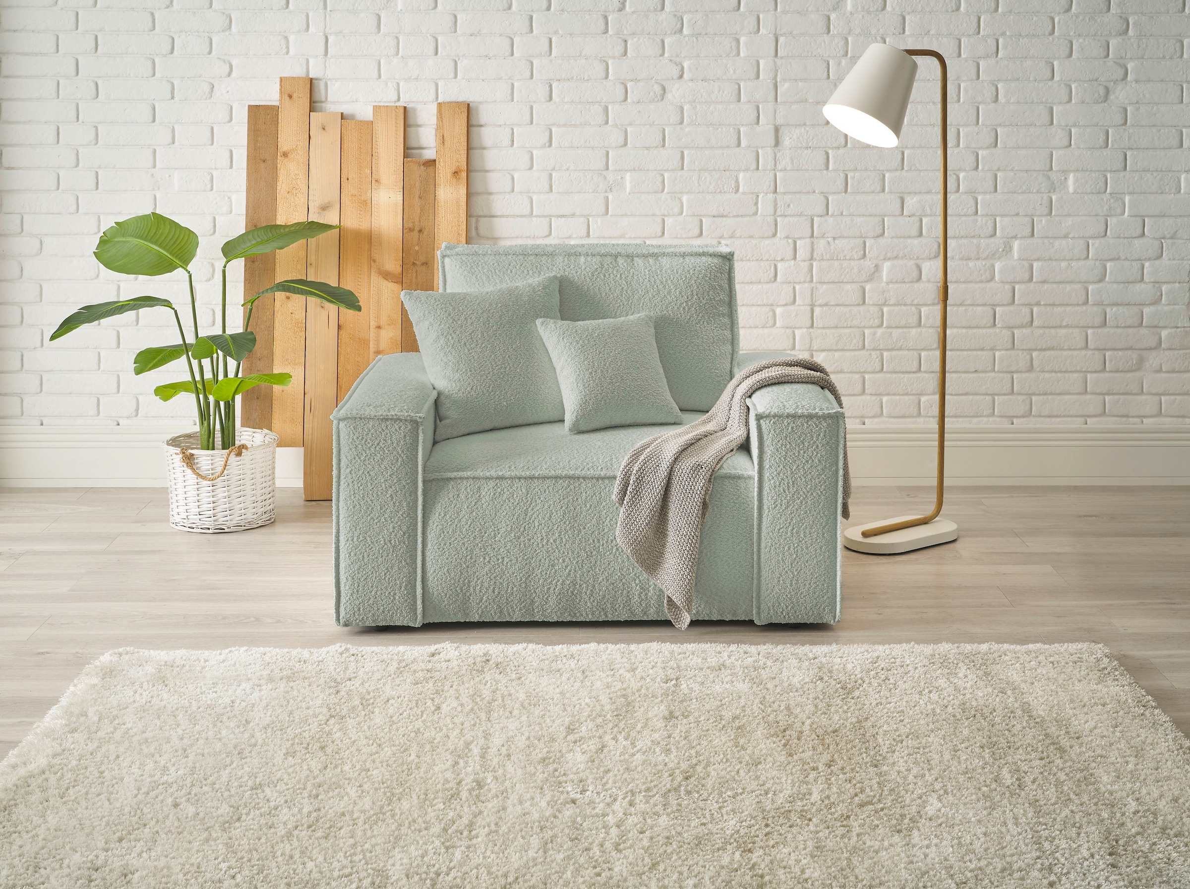 OTTO home Loveseat "FINNLEY Bouclé, XXL-Sessel, Lesesessel, inkl. Zierkissen" 1 Stk. tlg. verfügbar in den Stoffqualitäten Bouclé, Struktur fein und Mega Cord