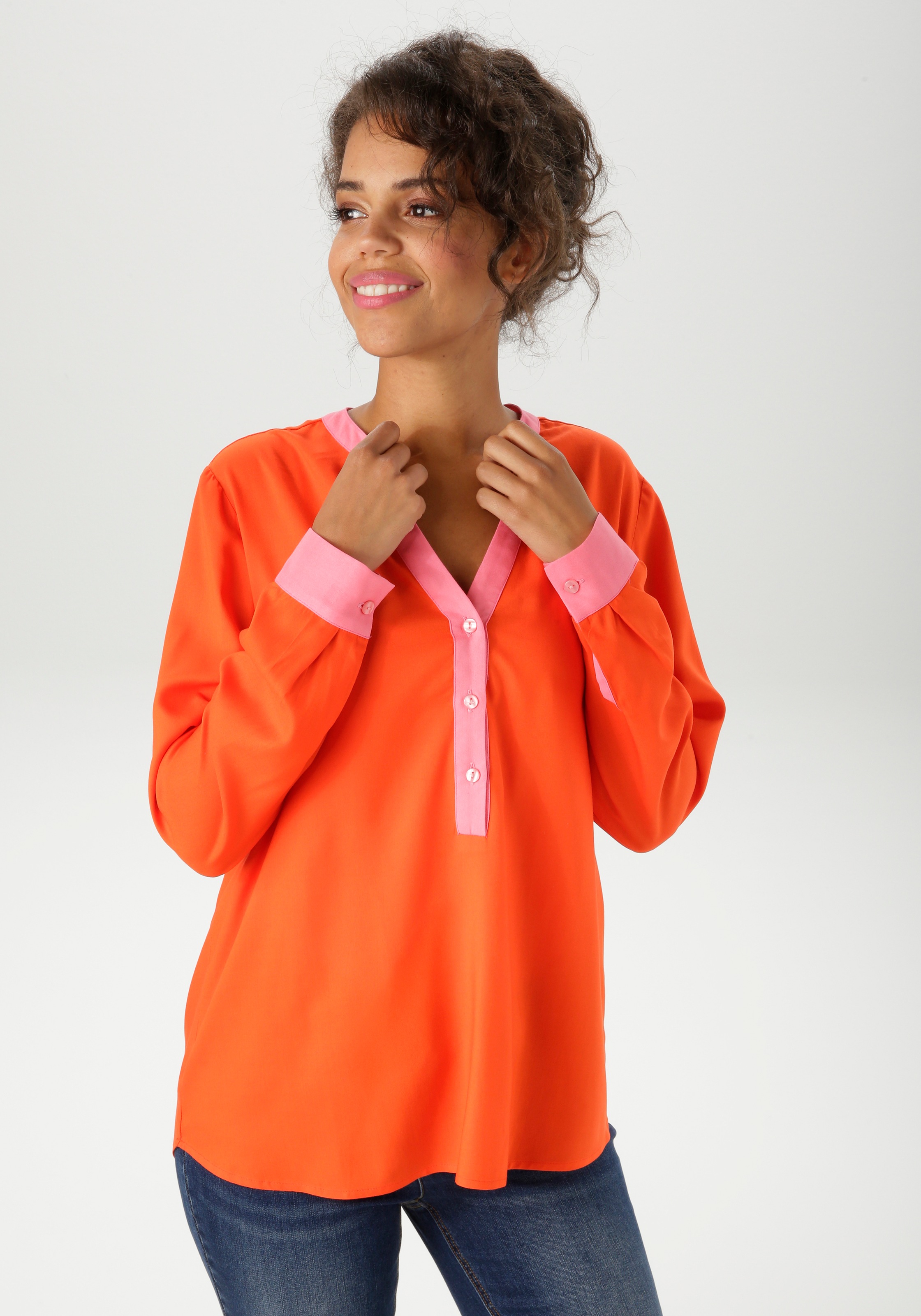 Aniston CASUAL Schlupfbluse, mit pinkfarbenen Akzenten - NEUE KOLLEKTION günstig online kaufen