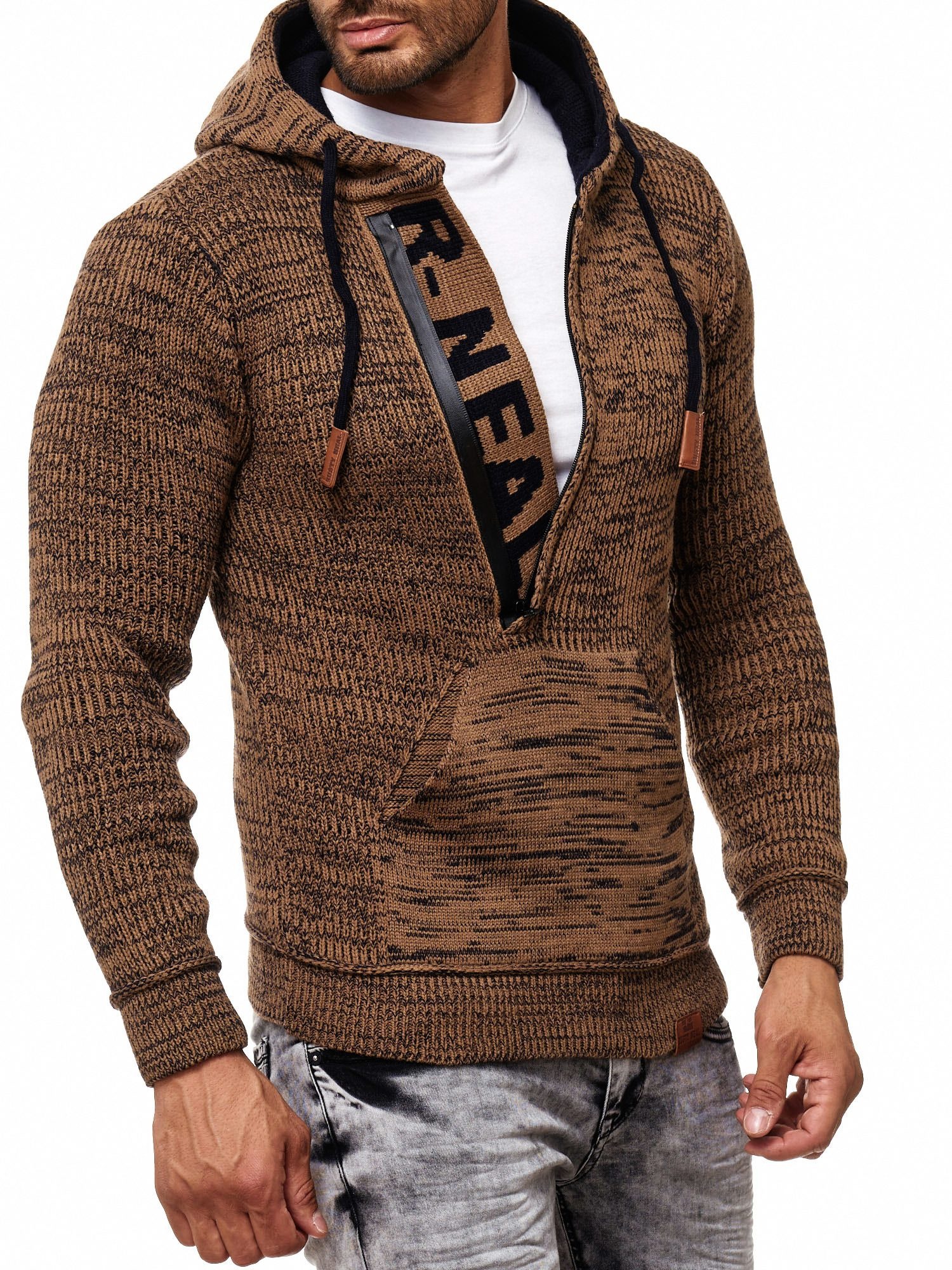 Rusty Neal Kapuzensweatshirt, mit stylischem Ausschnitt