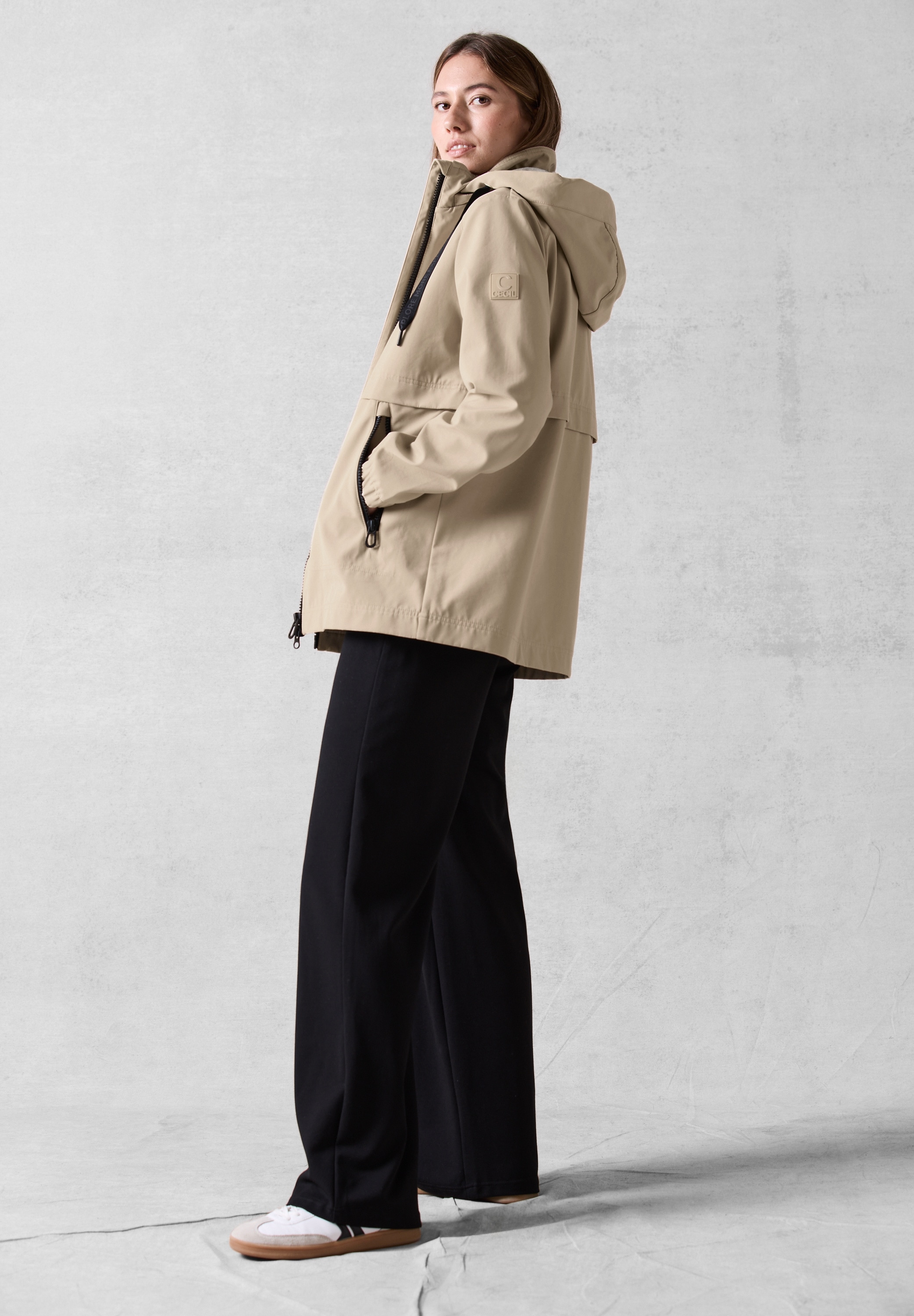 Cecil Outdoorjacke, mit Kapuze, aus softem Materialmix
