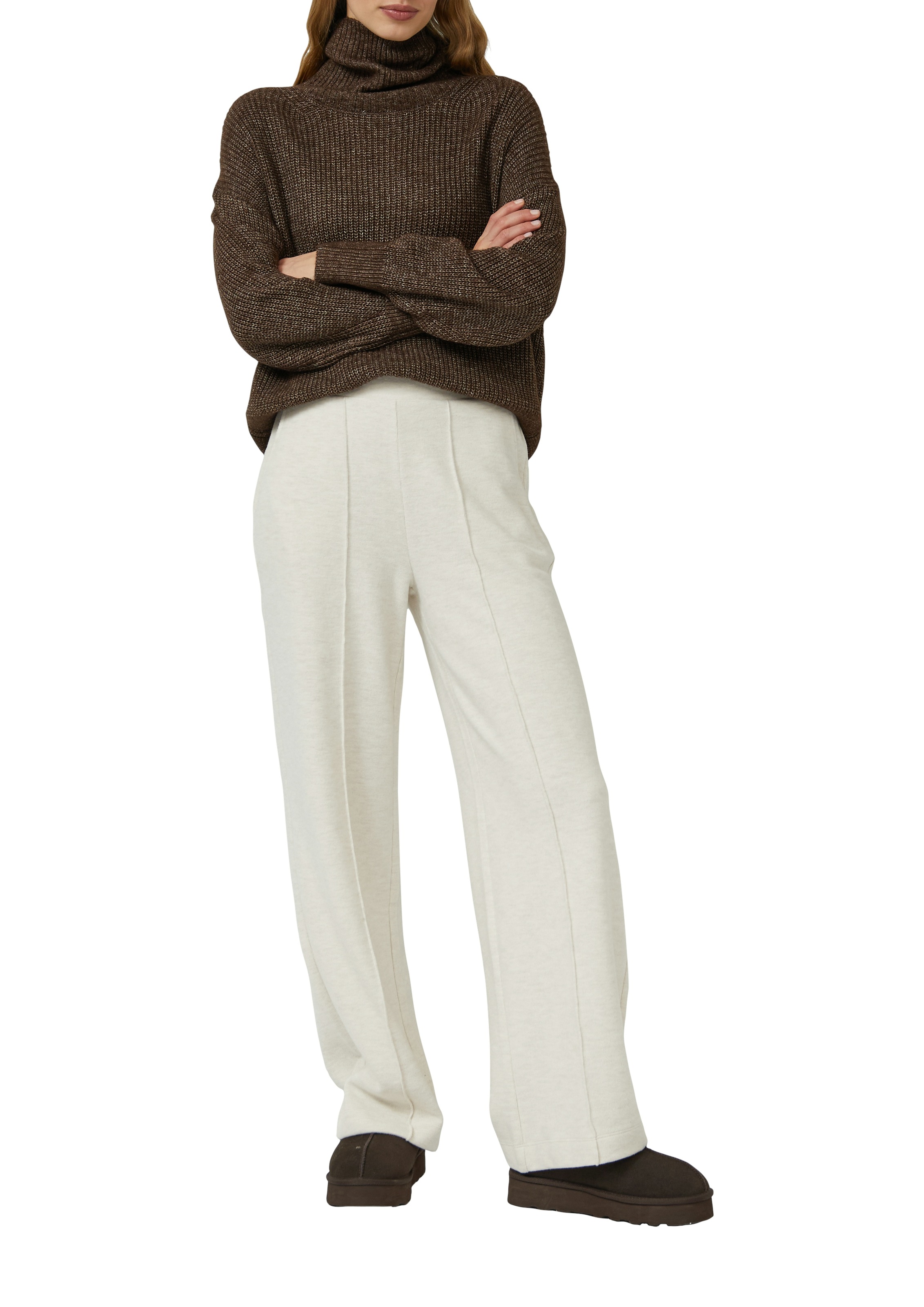 s.Oliver Sweathose  mit dekorativer Biesennaht vorne