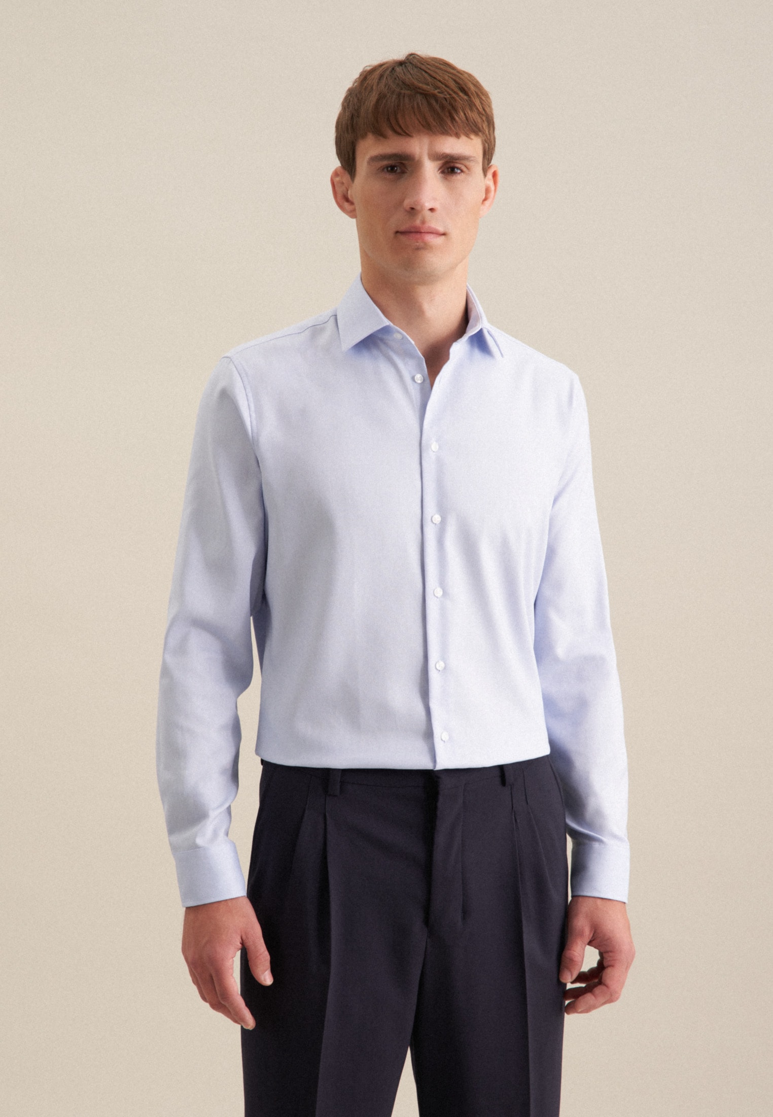 Businesshemd SEIDENSTICKER "Schwarze Rose", Herren, Gr. XXL (46), normale Ärmellängen, blau, 100% Baumwolle, unifarben, tailored fit, 2-Knopf-Manschette, Hemden, Shaped 1/1 Kentkragen Uni