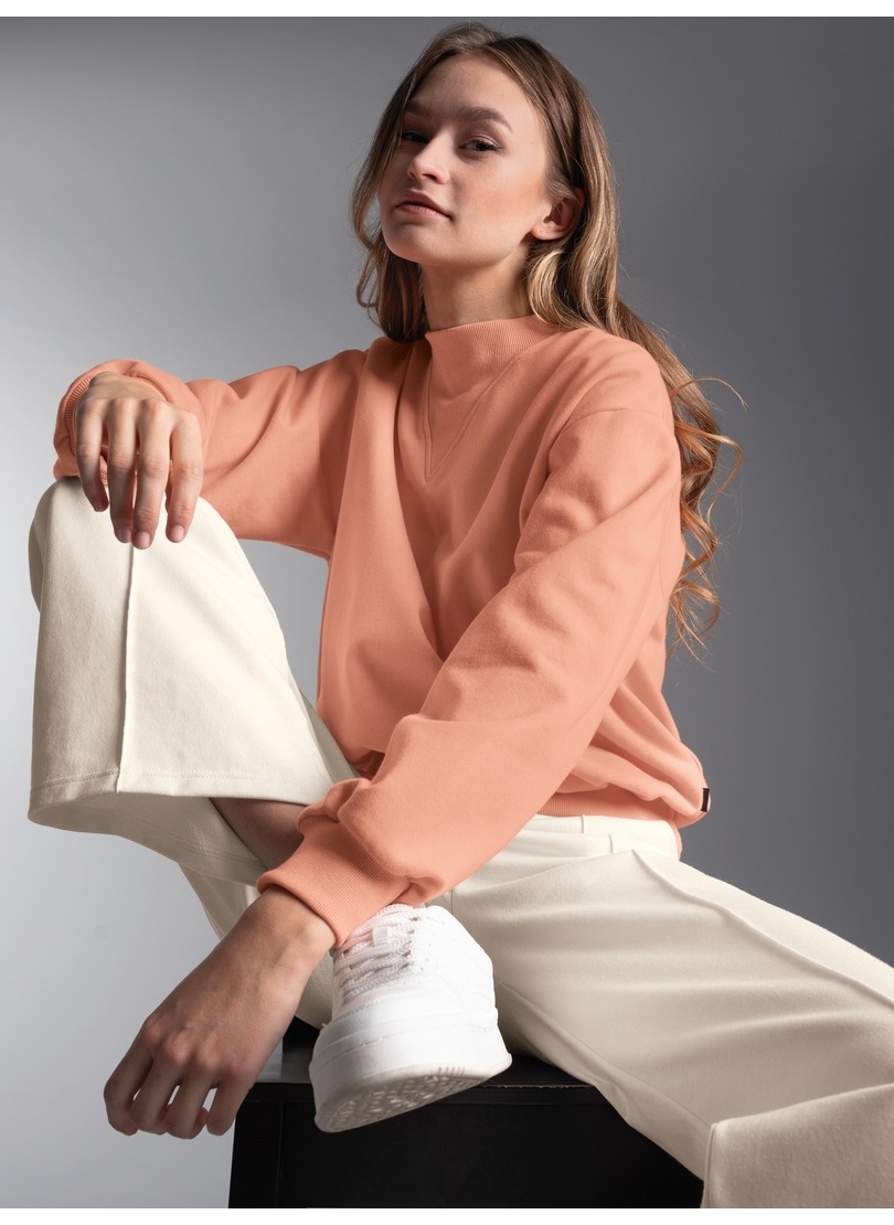 Trigema "TRIGEMA Sweatshirt im modischen Oversize-Look"
