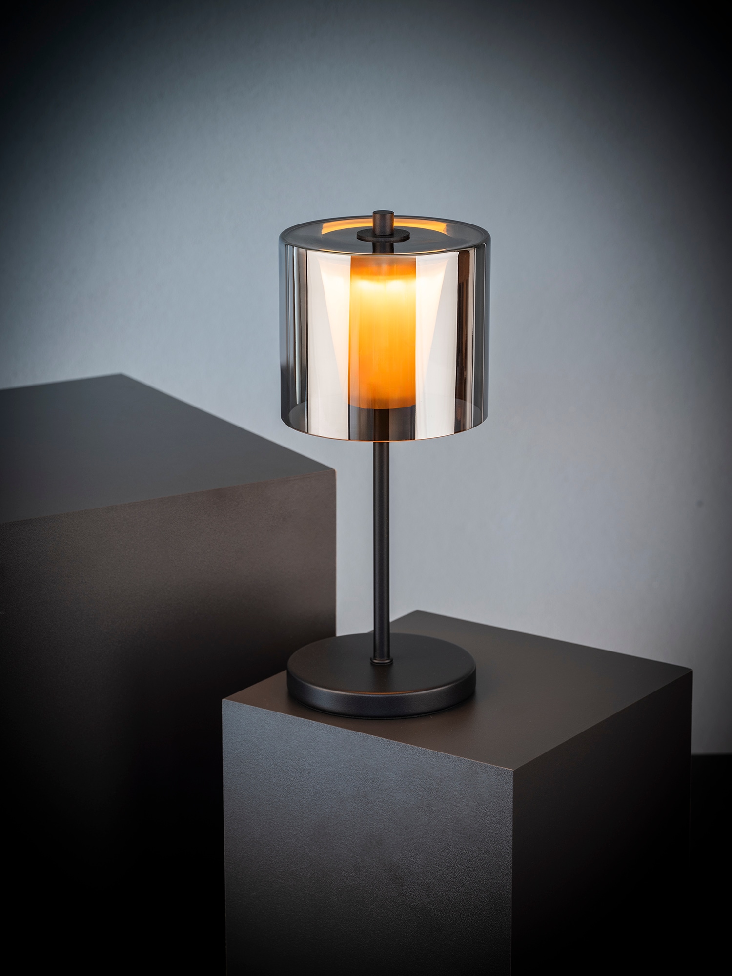 APS LED Tischleuchte »"ANTON" Kabellose USB-C Tischleuchte«, 1 flammig, Leuchtmittel LED-Modul | LED fest integriert, Spritzwasssergeschützt IP 54, inkl. Dockinstation und Fernbedienung