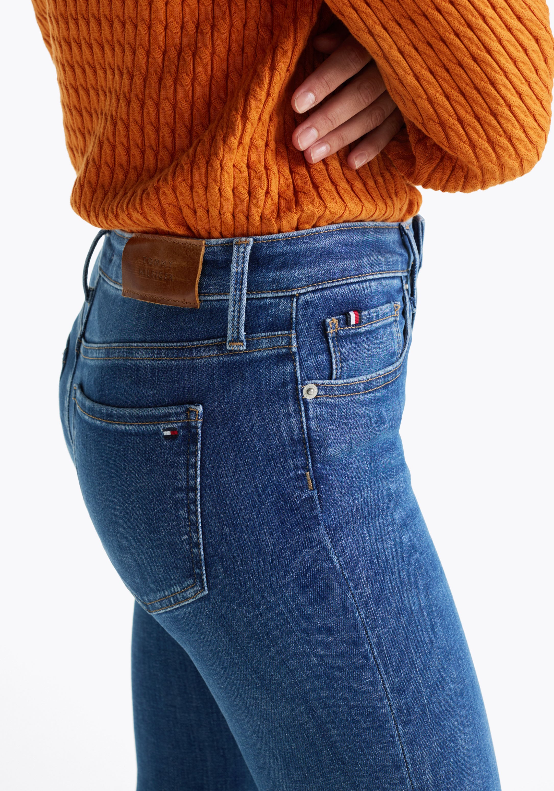Tommy Hilfiger Skinny-fit-Jeans »HERITAGE COMO SKINNY RW«, (TH FLEX COMO SKINNY RW), mit Tommy Hilfiger Logo-Badge