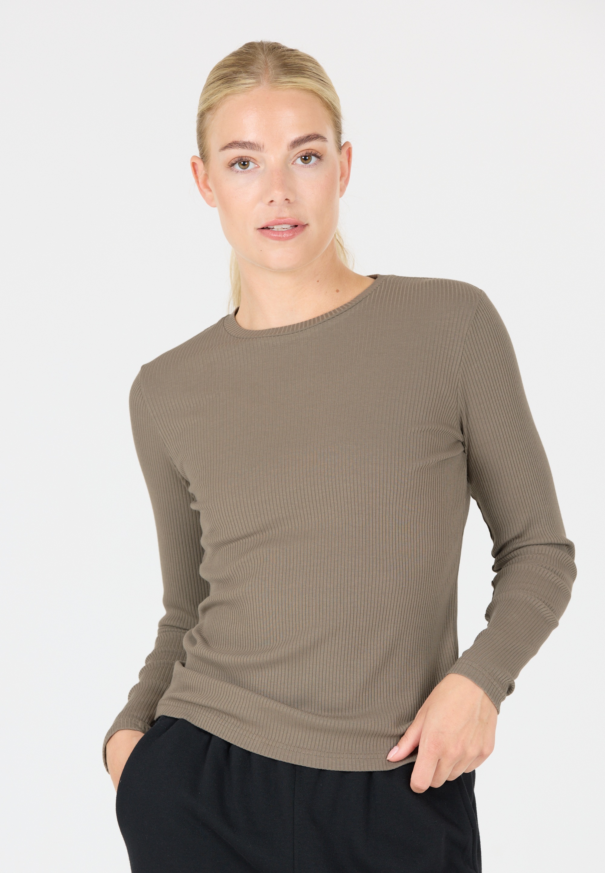 ATHLECIA Langarmshirt "Lankae" 1 Stk. tlg. mit feuchtigkeitsregulierenden E günstig online kaufen