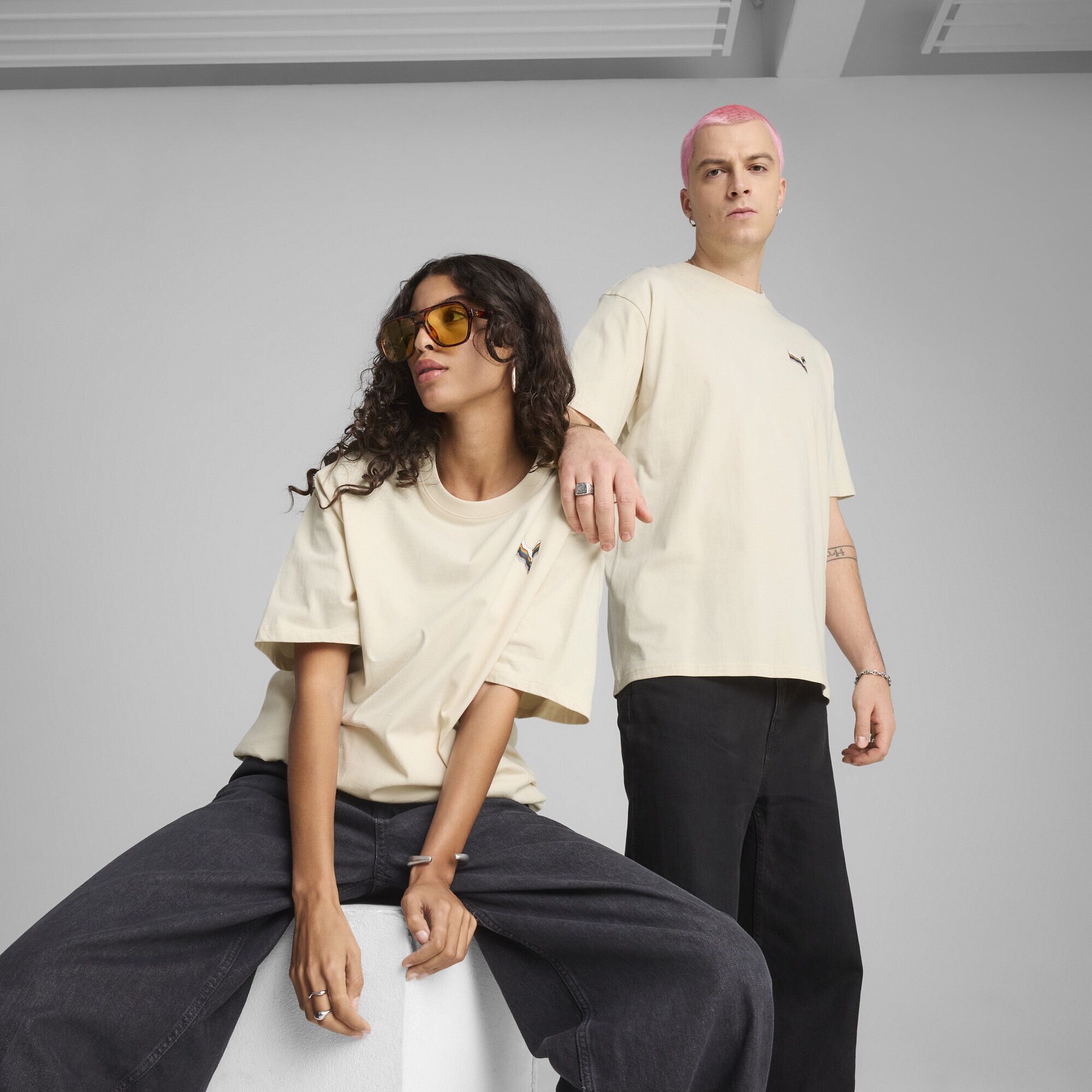 PUMA T-Shirt »EQUAL LOVE CONFEDERATION Relaxed Graphic T-Shirt Erwachsene«