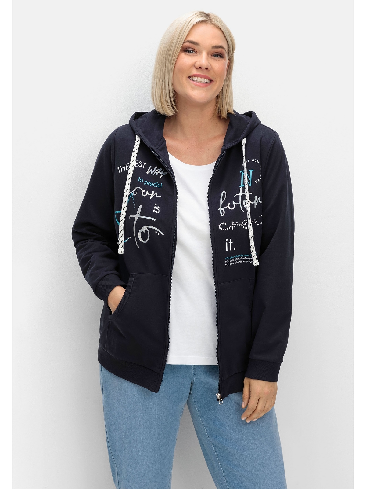 Sheego Kapuzensweatjacke "Große Größen", mit Print und Kängurutasche günstig online kaufen