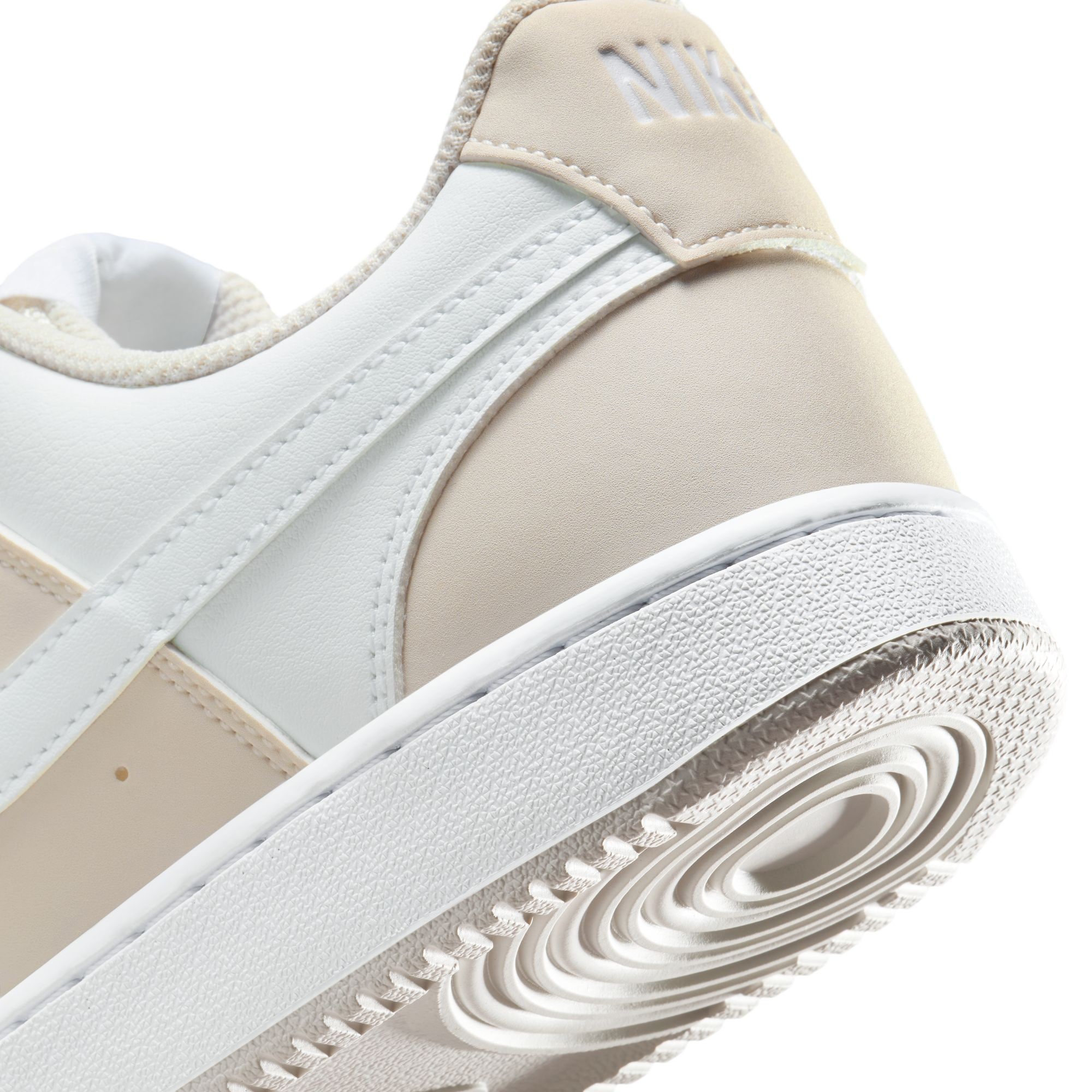 Nike Sportswear Sneaker »W COURT VISION LOW P NBK«  inspiriert vom Design des Nike Air Force