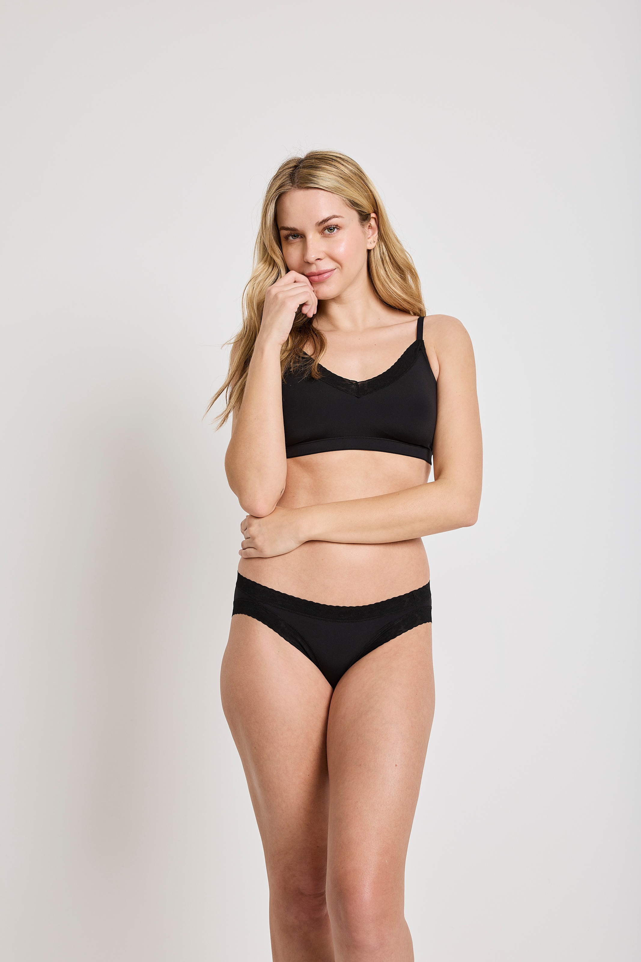 Jockey Bikinislip »Soft Stretch Lace«, (3er Pack), mit dezenter Spitze besetzt
