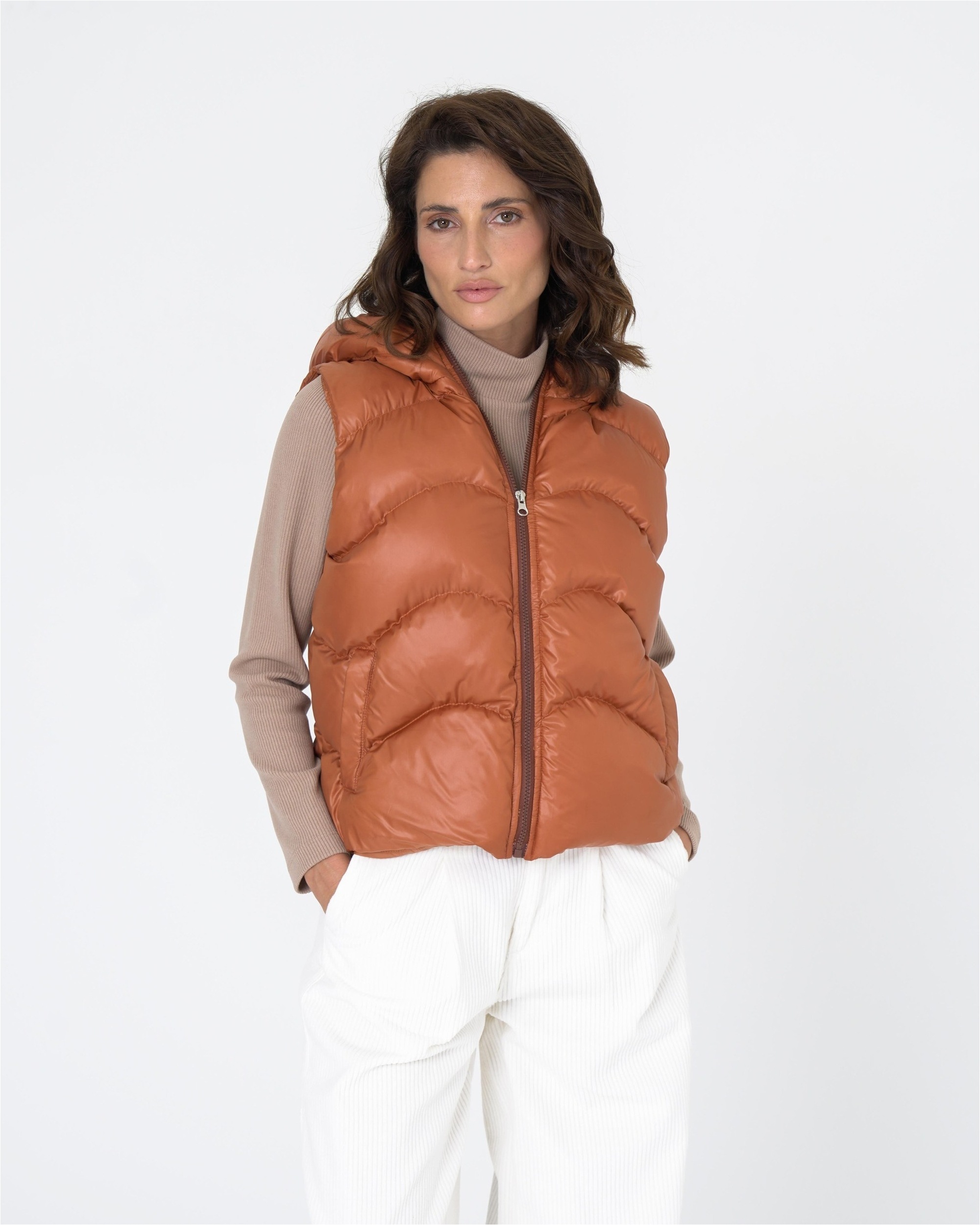 freshlions Steppweste "Laura" 1 Stk. mit großer, gemütlicher Kapuze günstig online kaufen